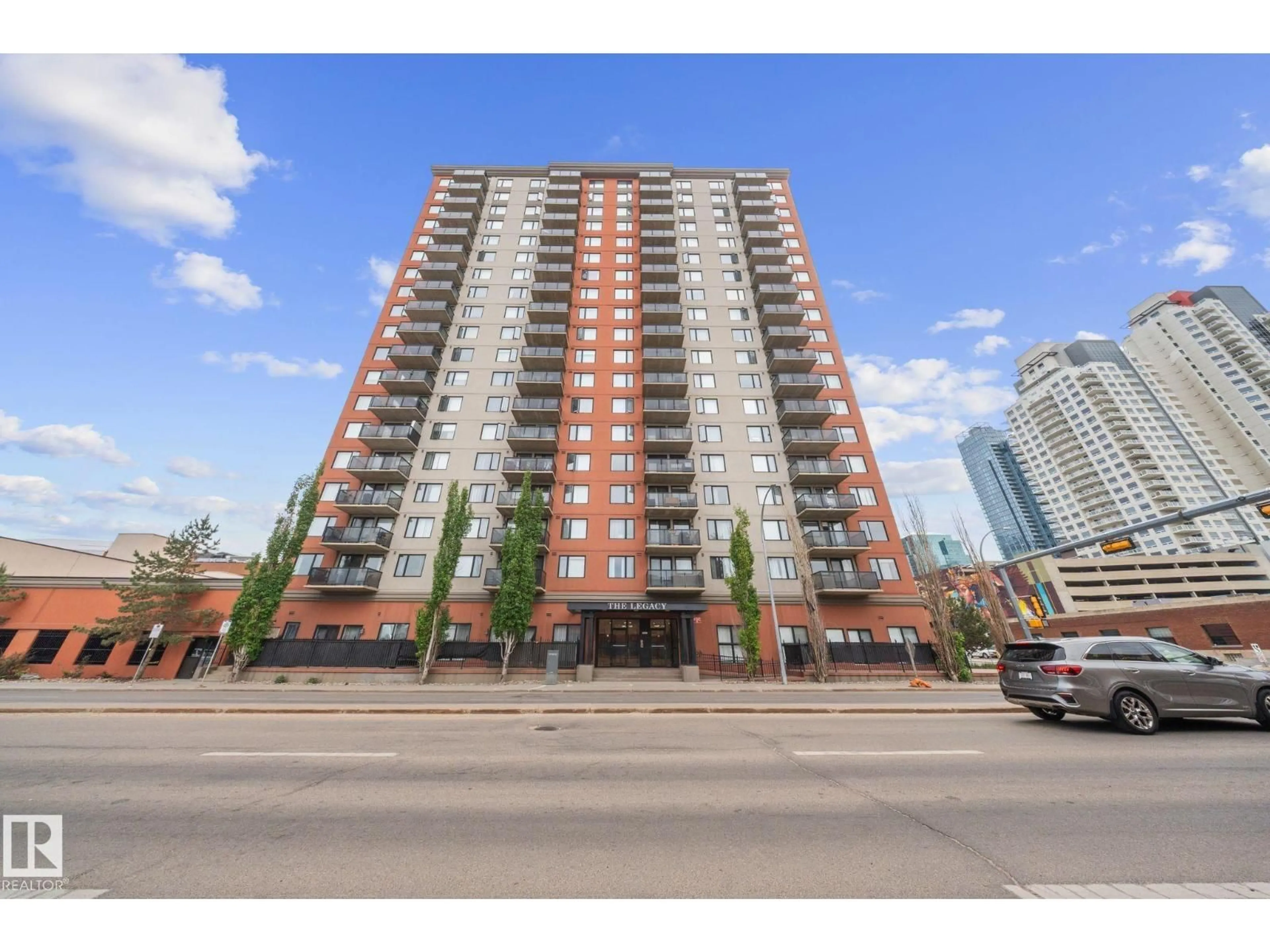 Unknown for 905 10303 105 ST NW, Edmonton Alberta T5J5G3