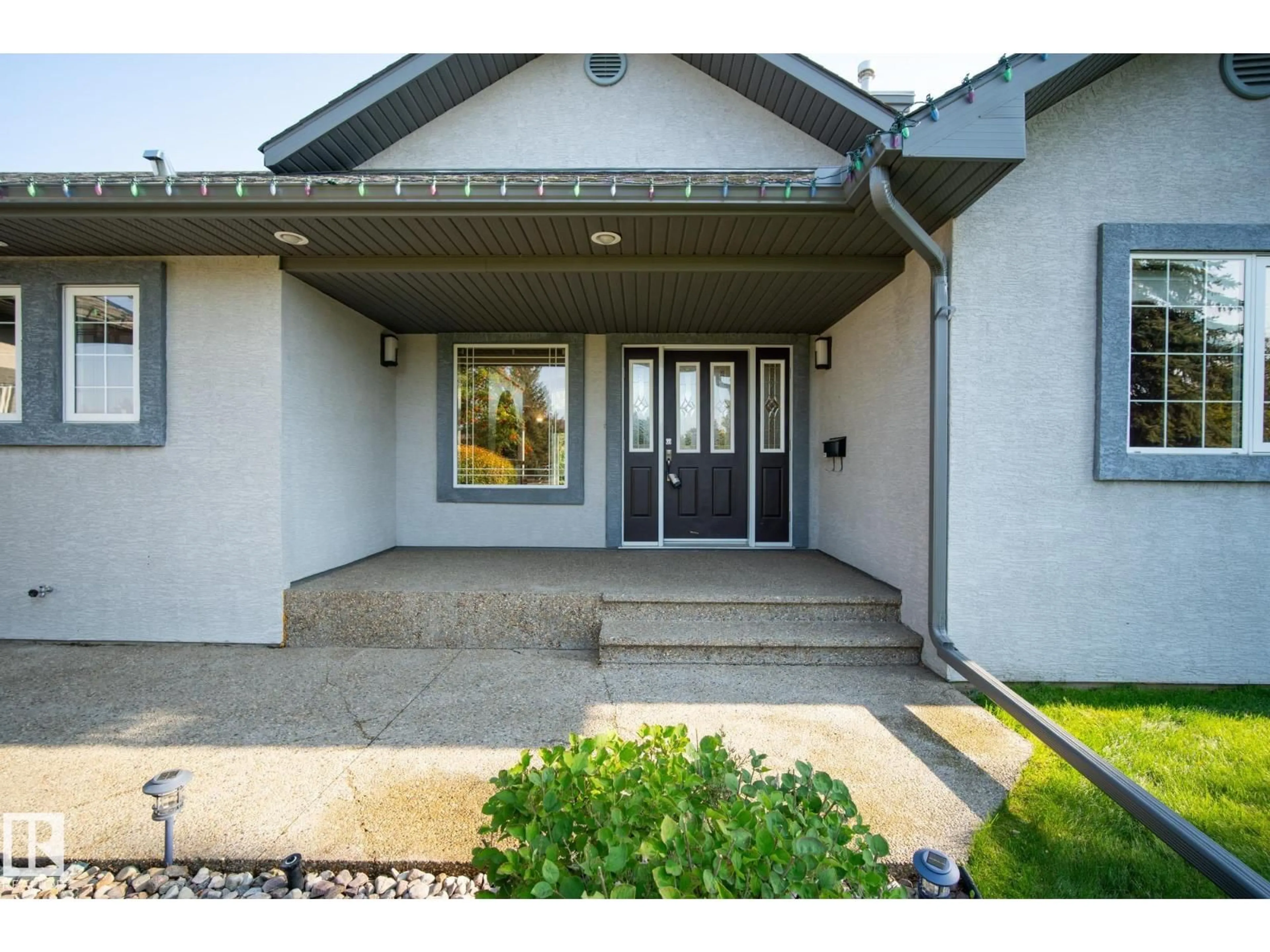 Unknown for 19 COUNTRY LN, Stony Plain Alberta T7Z2L1