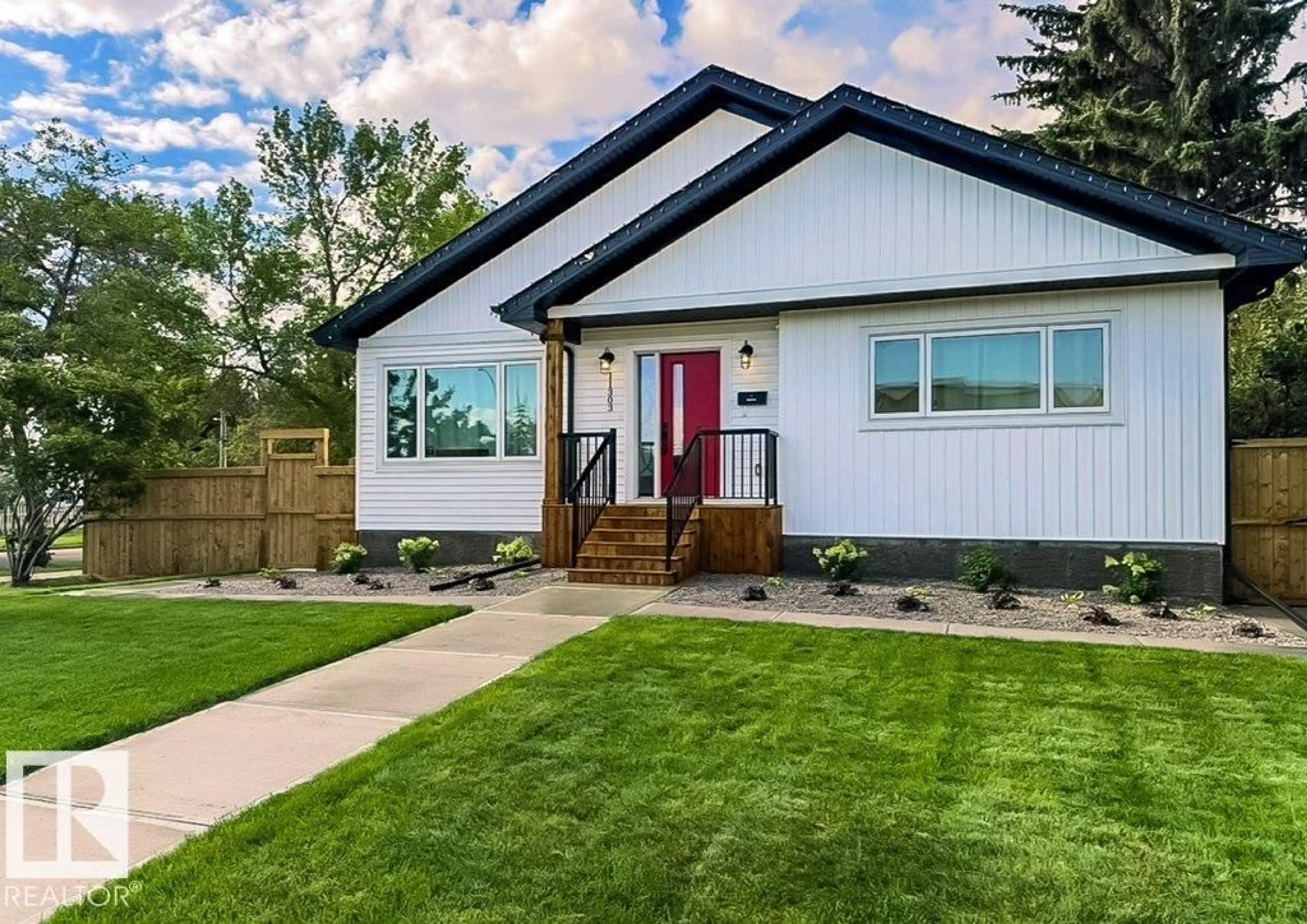 Home with vinyl exterior material, street for 11303 111 AV, Edmonton Alberta T5G0C8