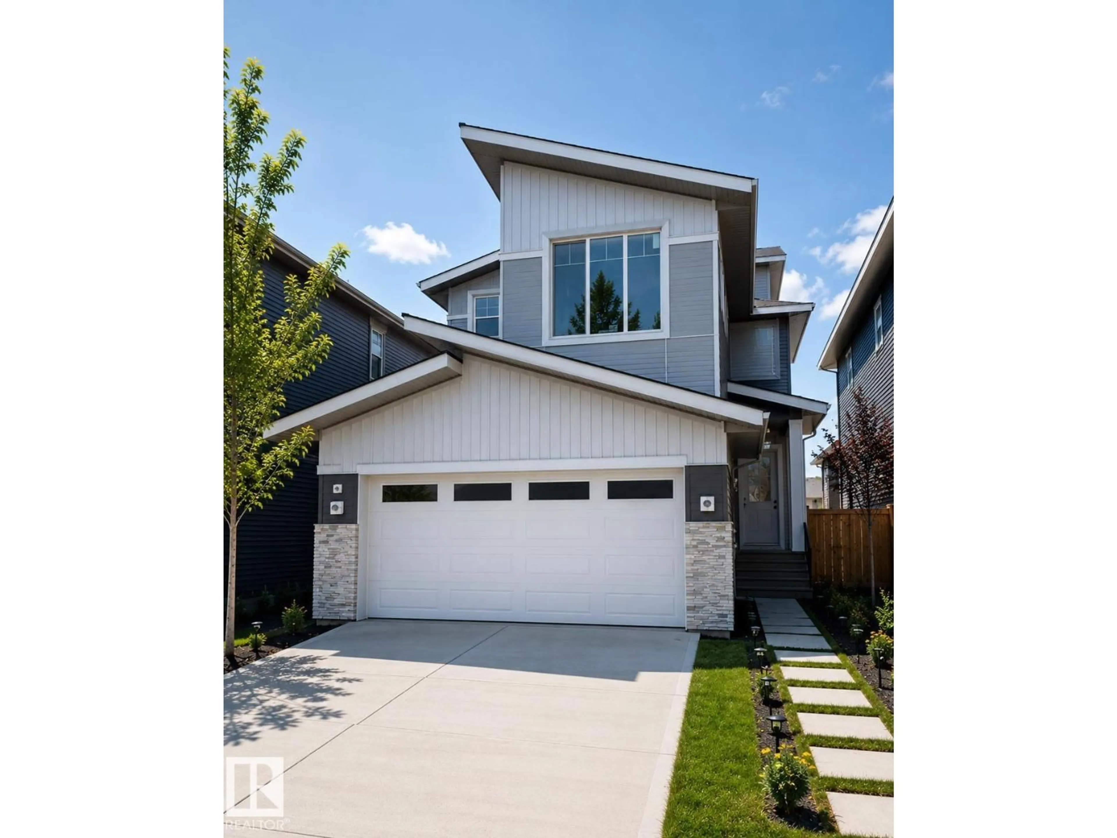 Home with vinyl exterior material, street for 167 STARLING WAY, Fort Saskatchewan Alberta T8L1X5