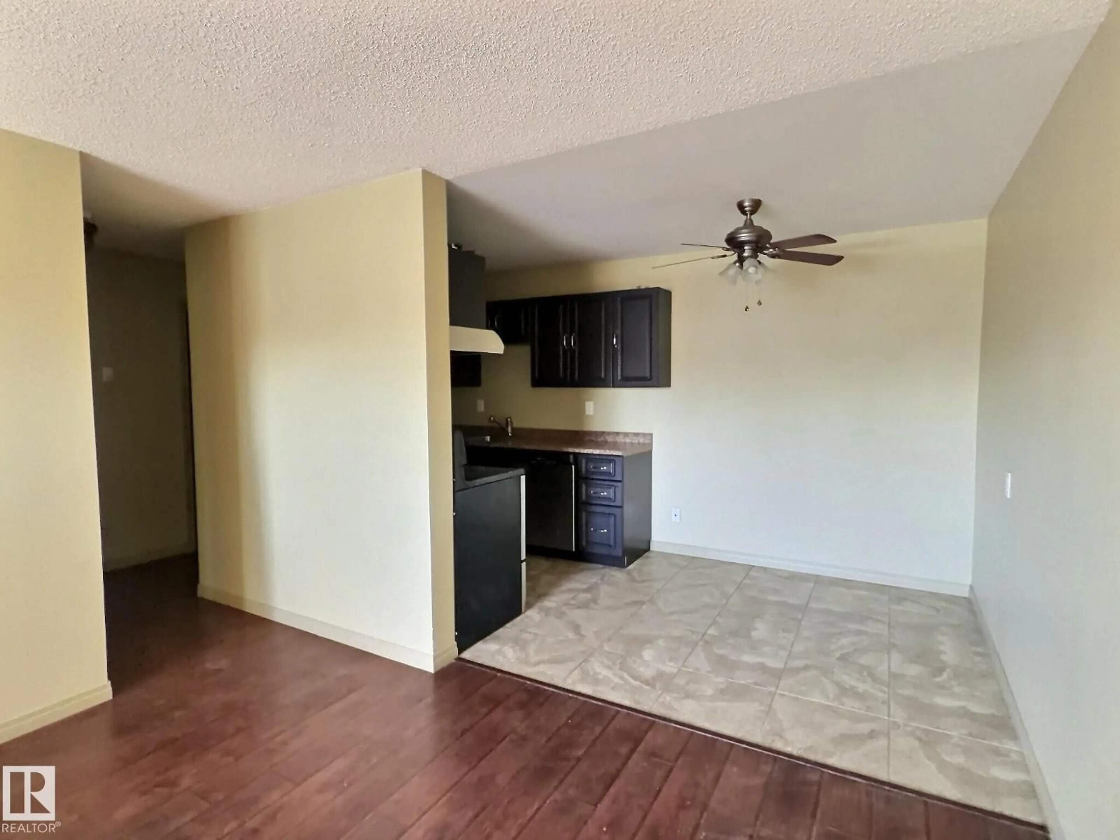 A pic of a room for #306 - 9730 156 ST, Edmonton Alberta T5P2P1