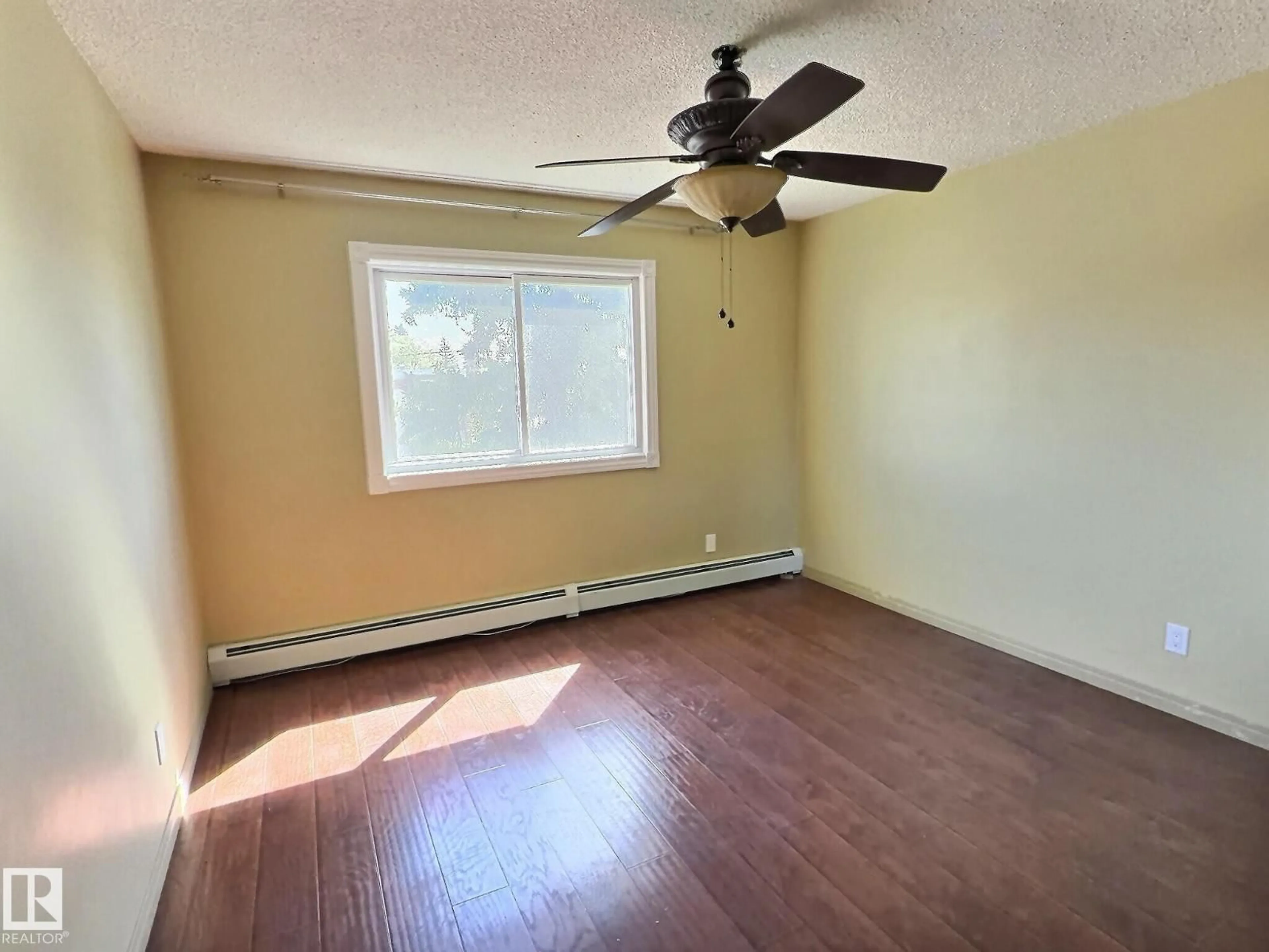 A pic of a room for #306 - 9730 156 ST, Edmonton Alberta T5P2P1