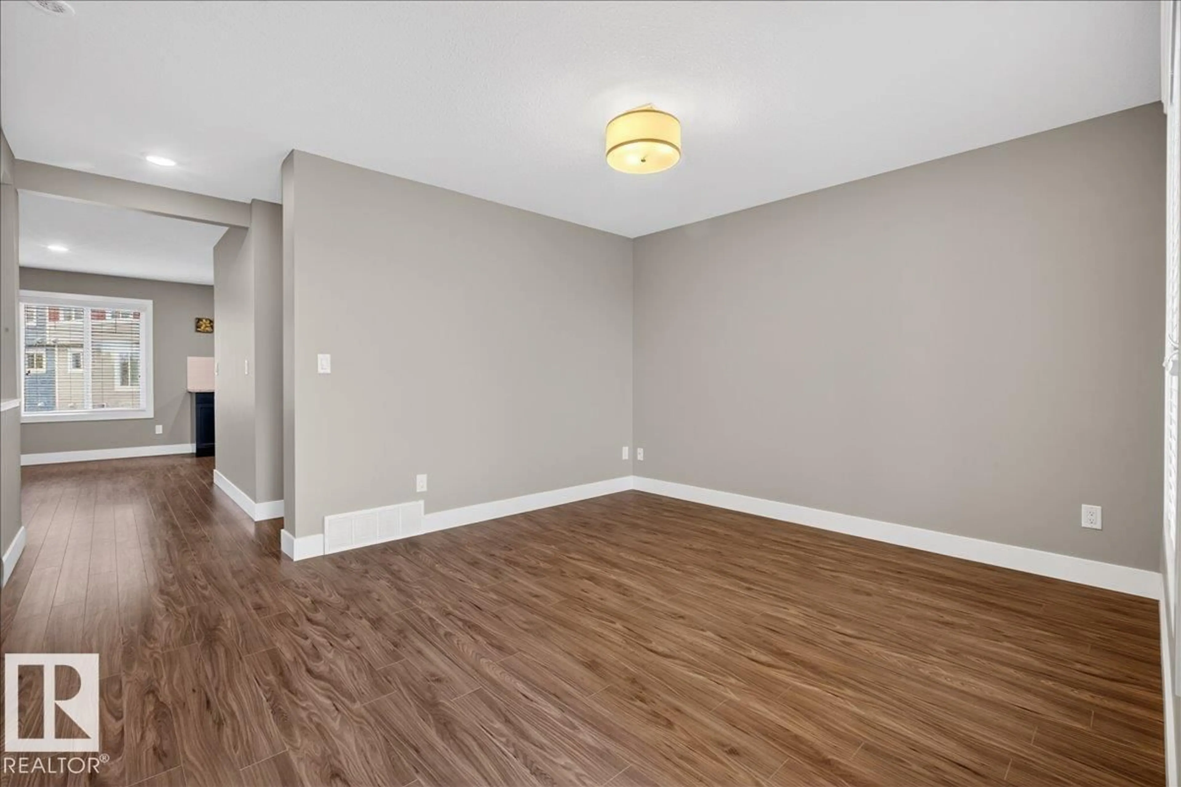 A pic of a room for #14 - 1508 105 ST NW, Edmonton Alberta T6J5R8