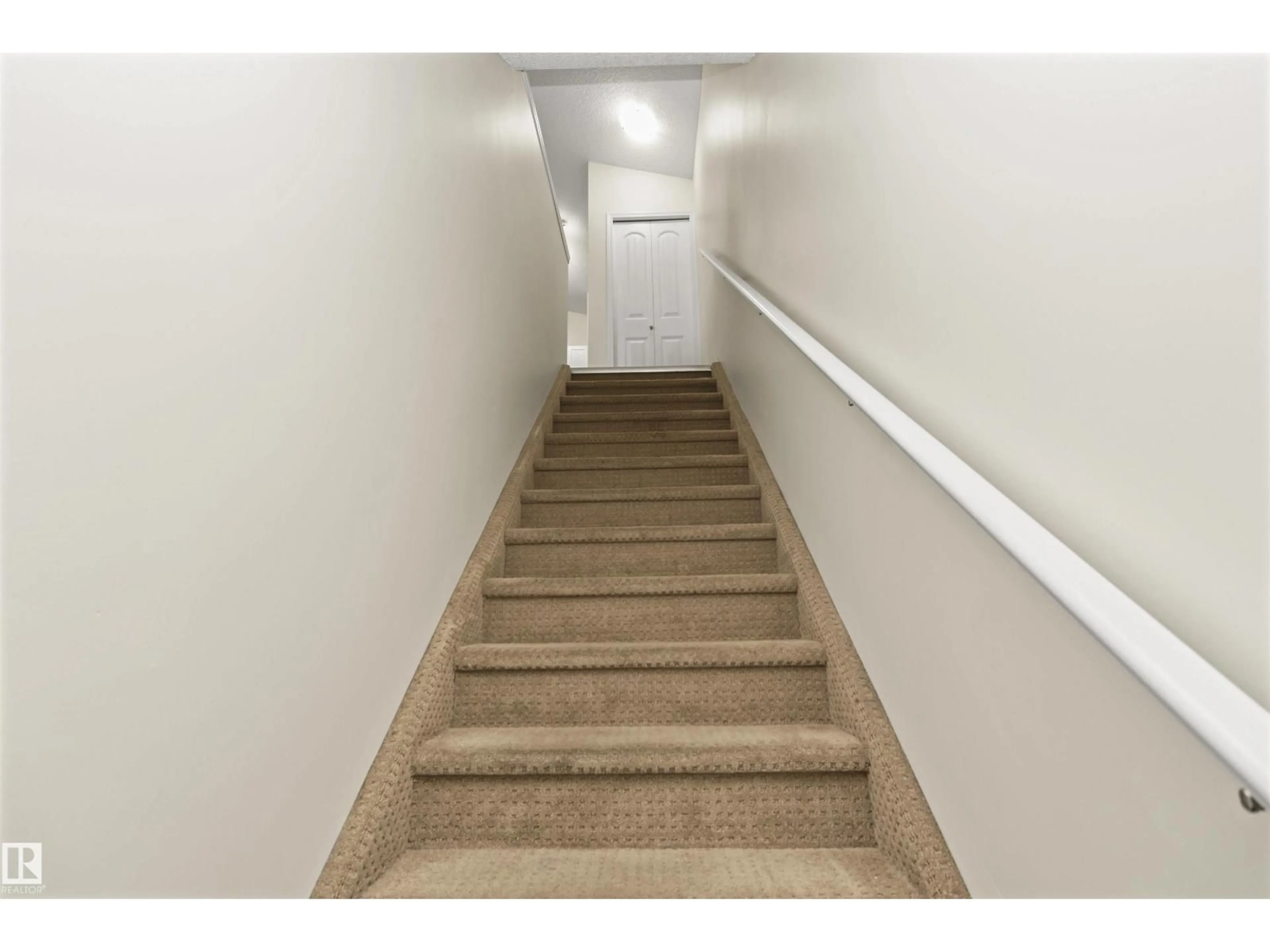 Stairs for 75 - 604 62 ST, Edmonton Alberta T6X0K4