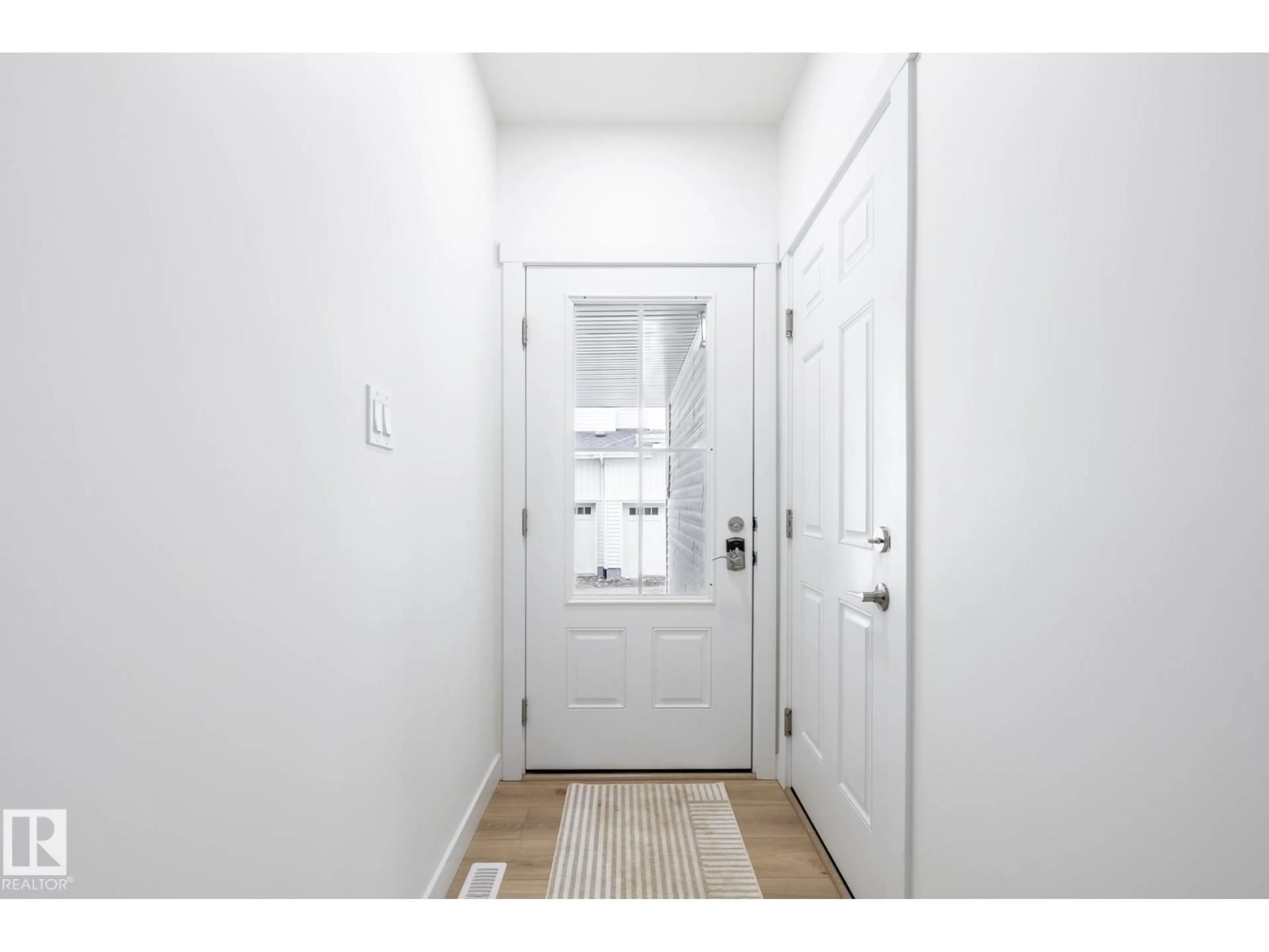 Indoor entryway for #33 - 2735 ALCES WY, Edmonton Alberta T6X3M7