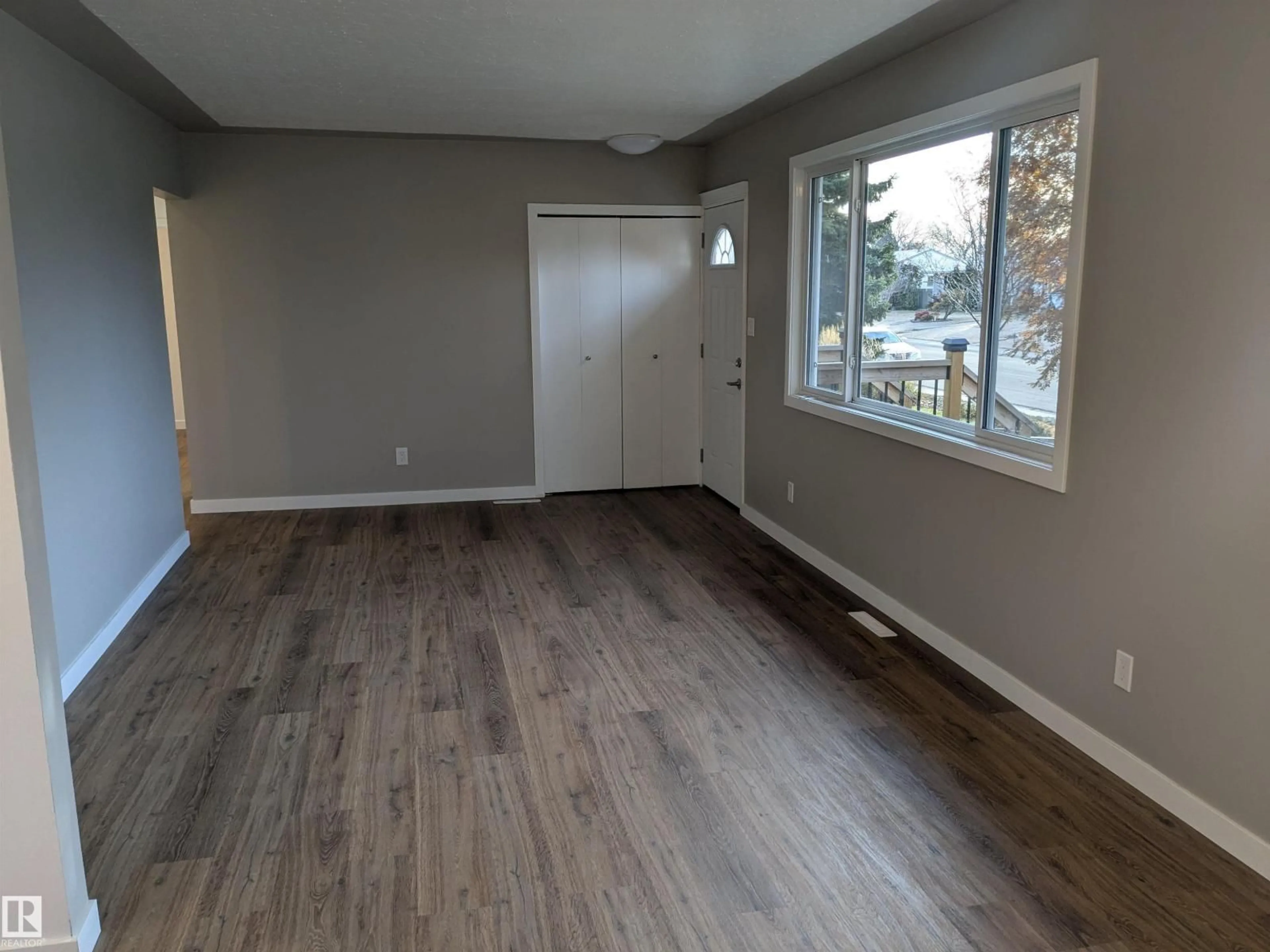 A pic of a room for 13636 135A AV, Edmonton Alberta T5L3Z9