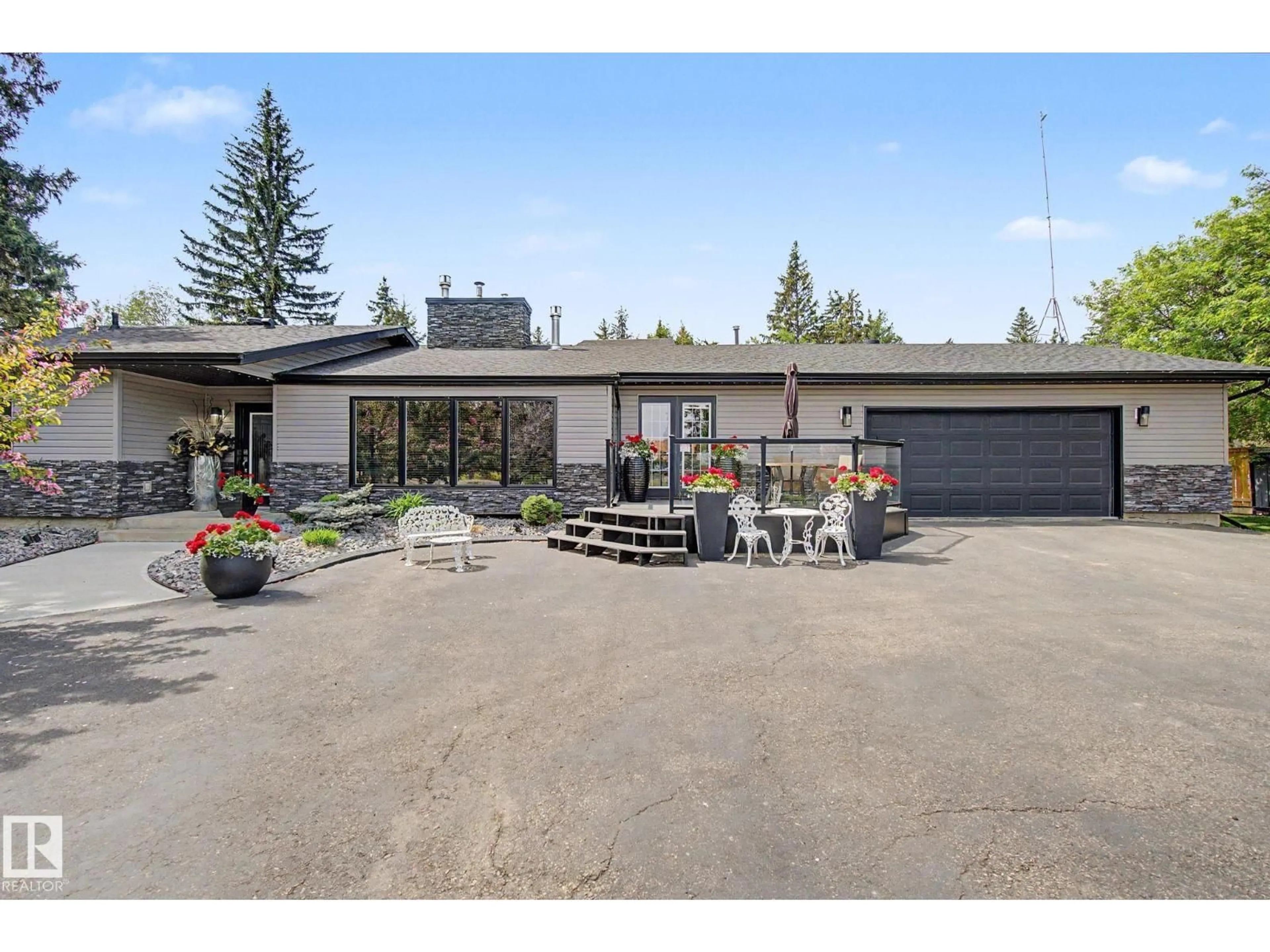 Unknown for 32 54006 RGE ROAD 261, Rural Sturgeon County Alberta T8T0C1