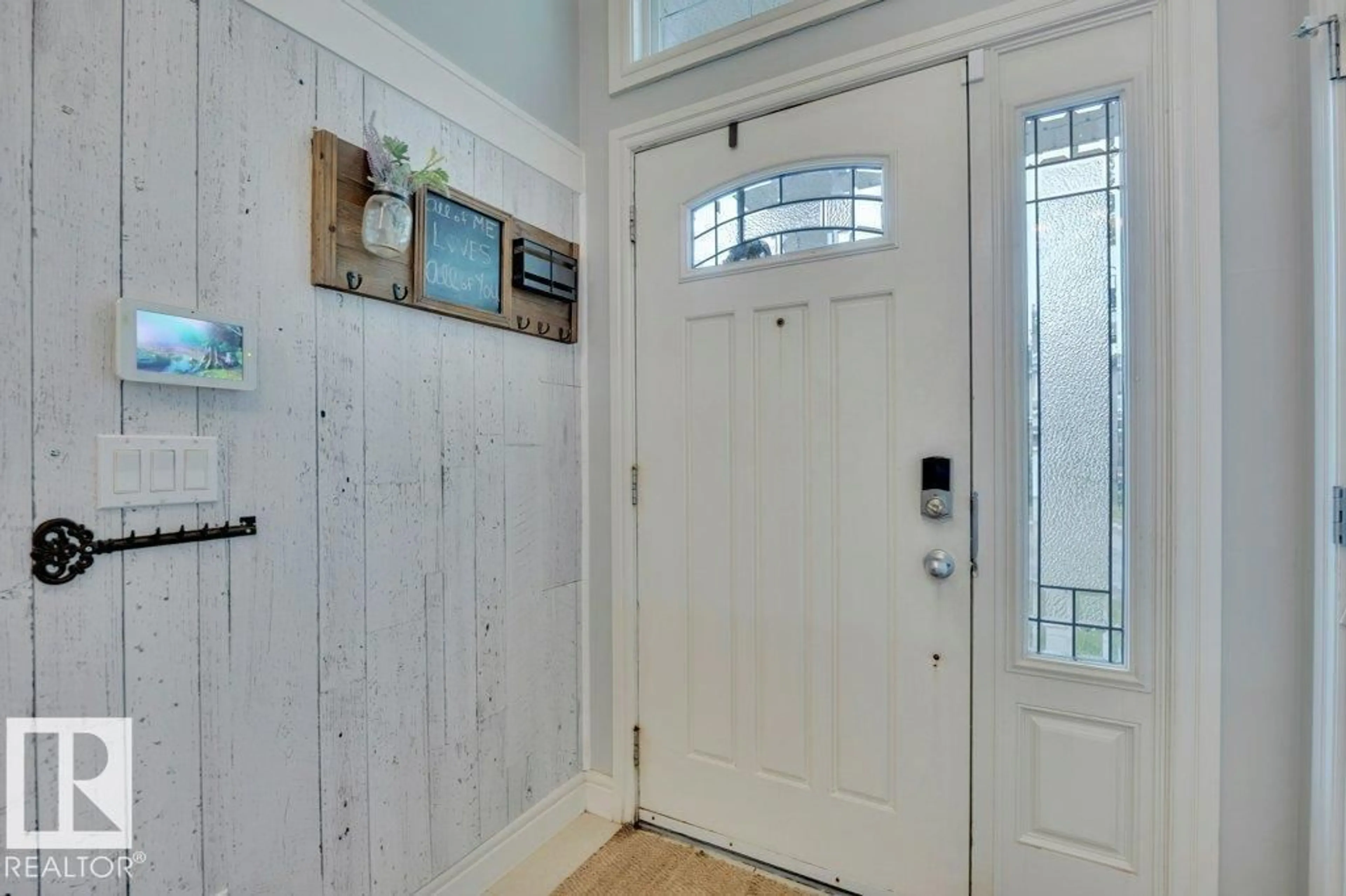 Indoor entryway for 127 KIRPATRICK LI, Leduc Alberta T9E0M5