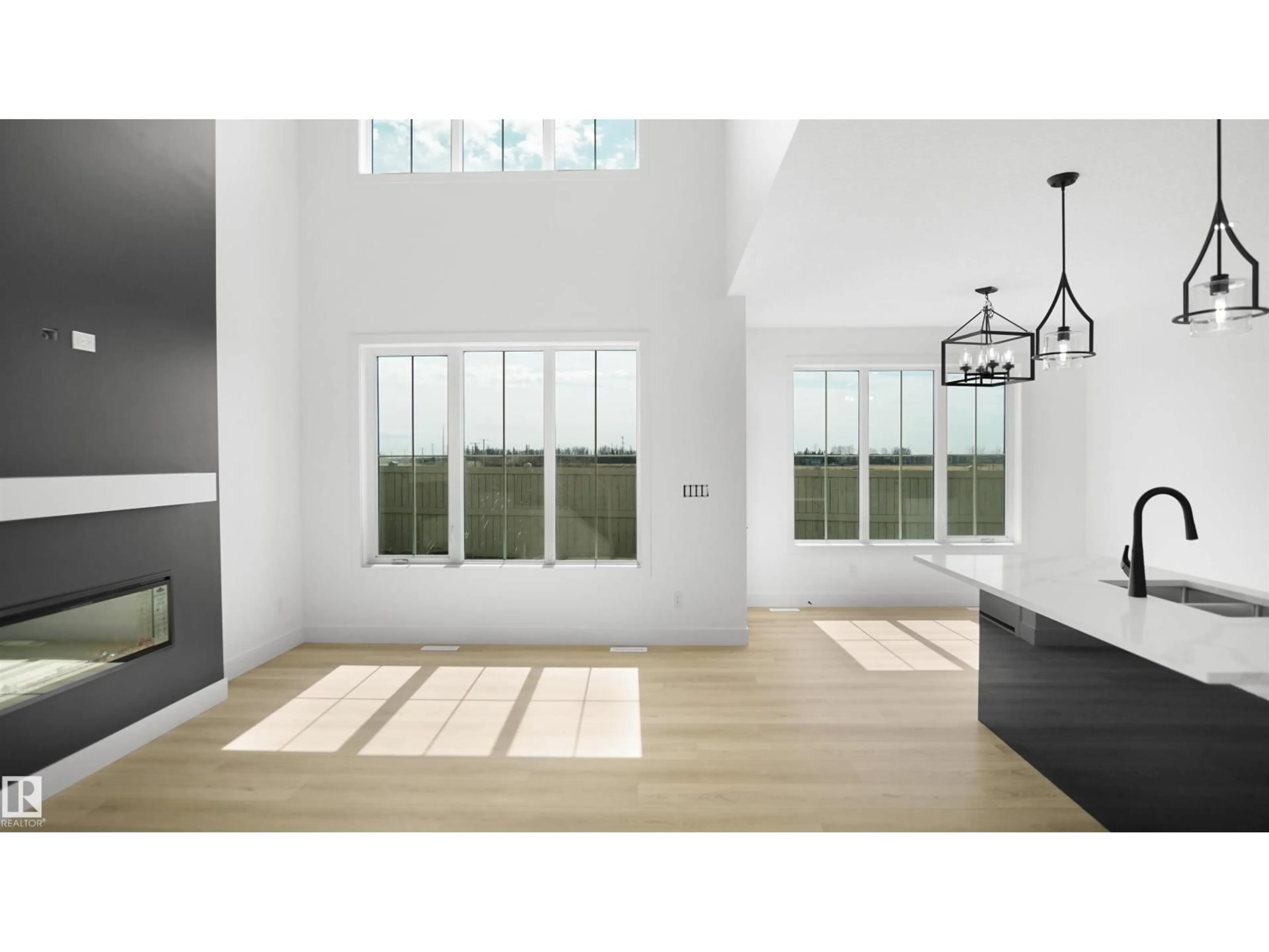 Indoor entryway for 803 30 AV, Edmonton Alberta T6T2V3