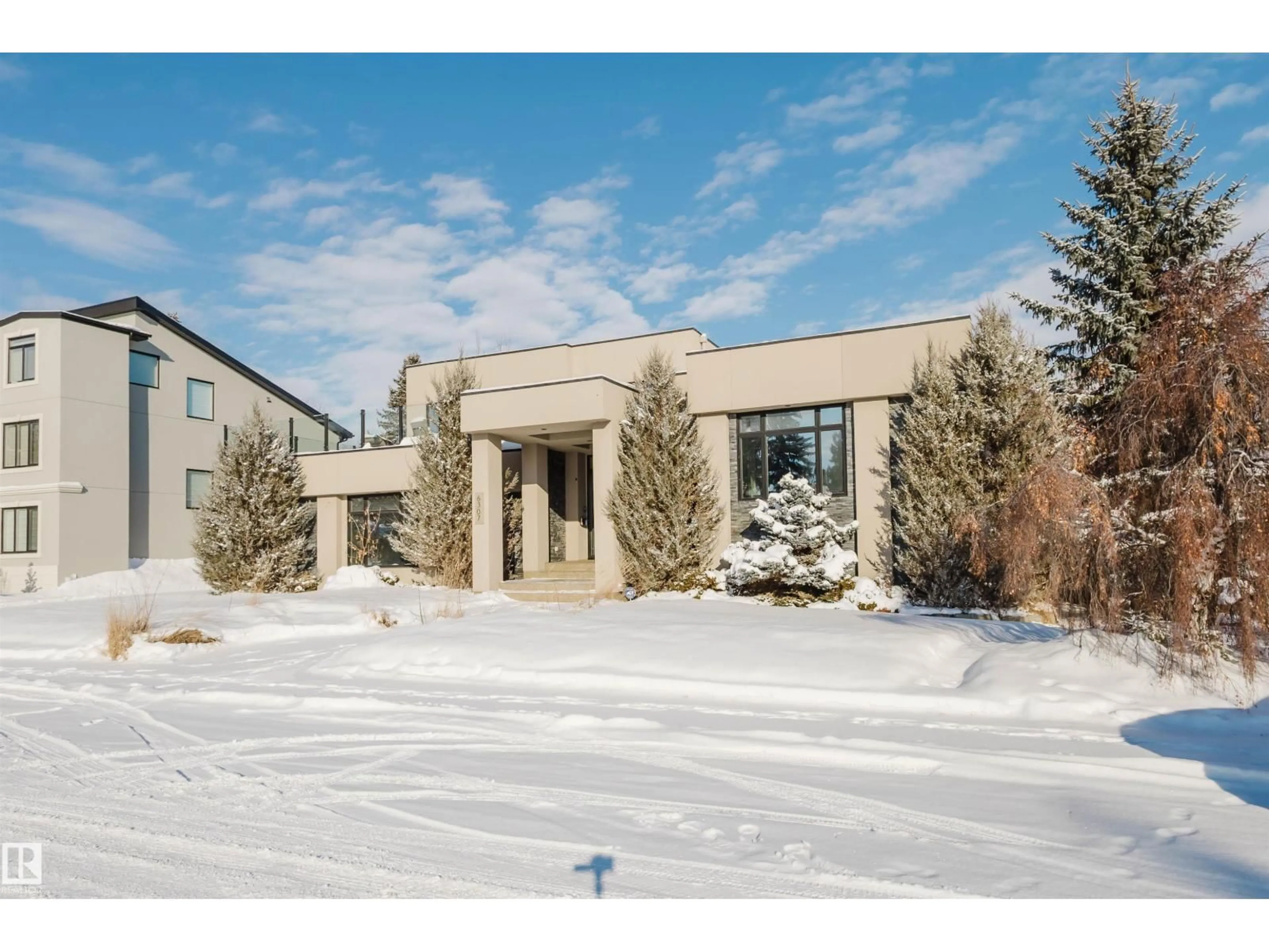 Unknown for 6307 125 ST NW, Edmonton Alberta T6H3V8