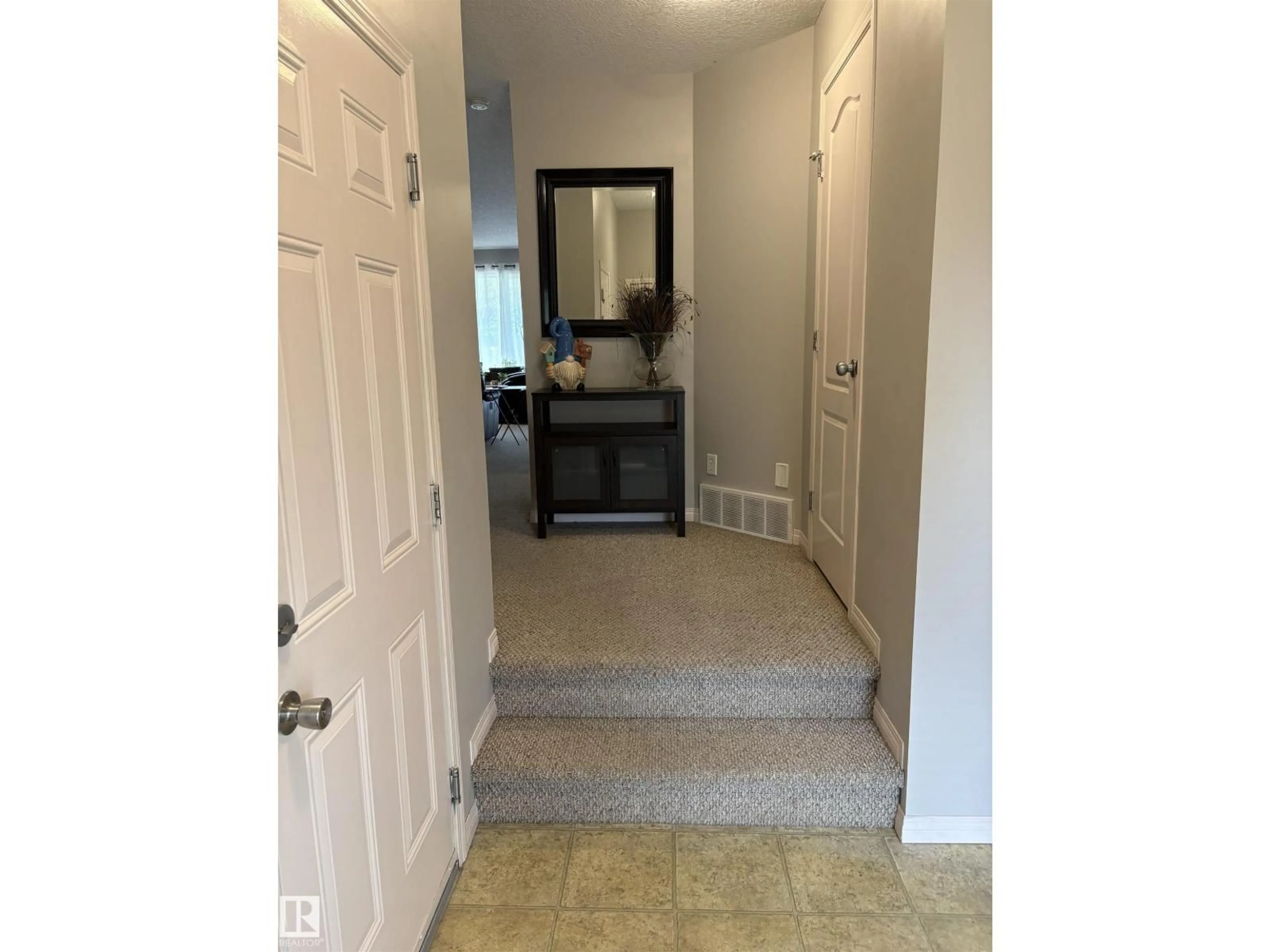 Indoor entryway for #37 - 133 EASTGATE WY, St. Albert Alberta T8N7M9