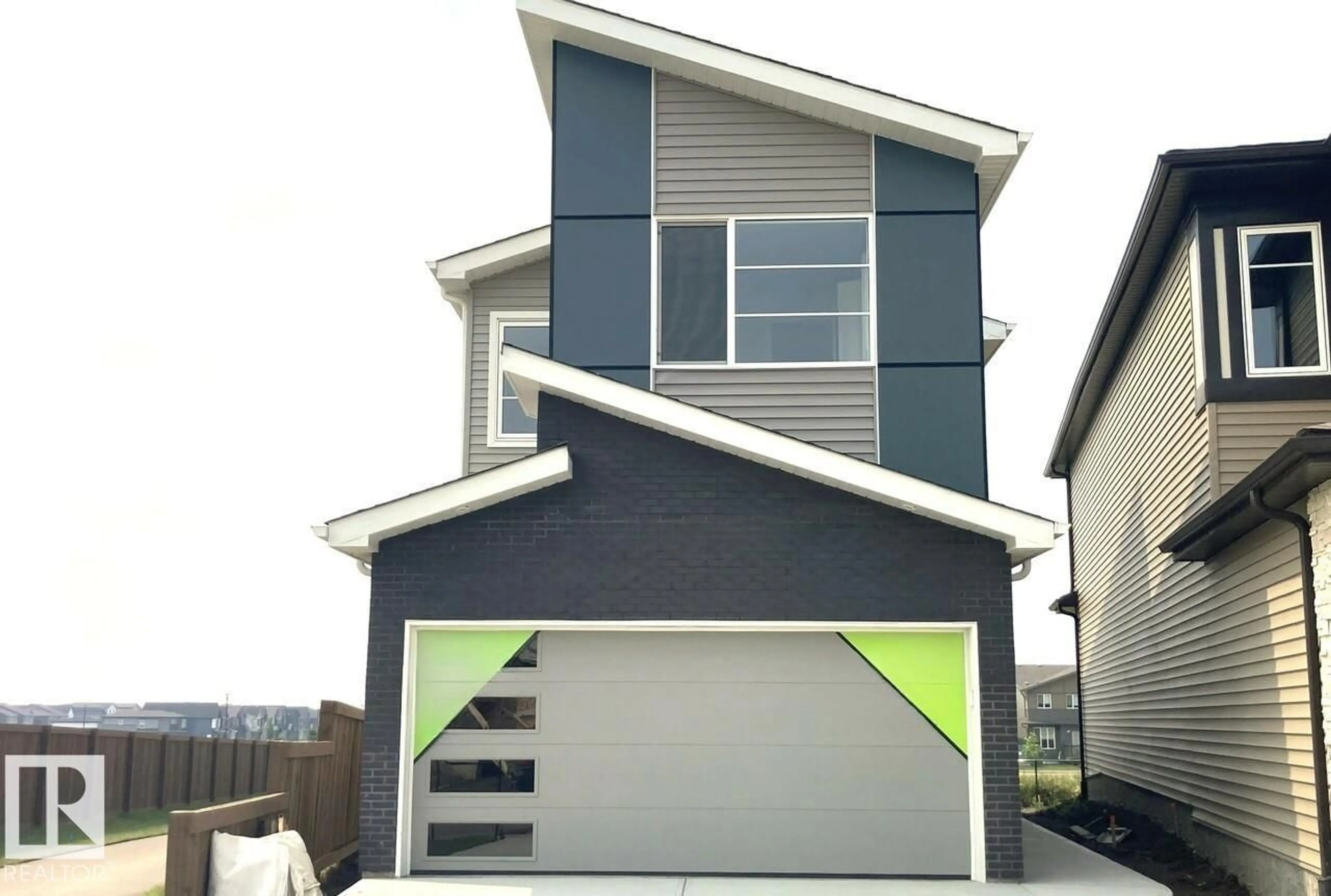 Unknown for 2944 65 ST, Edmonton Alberta T6X2Z3