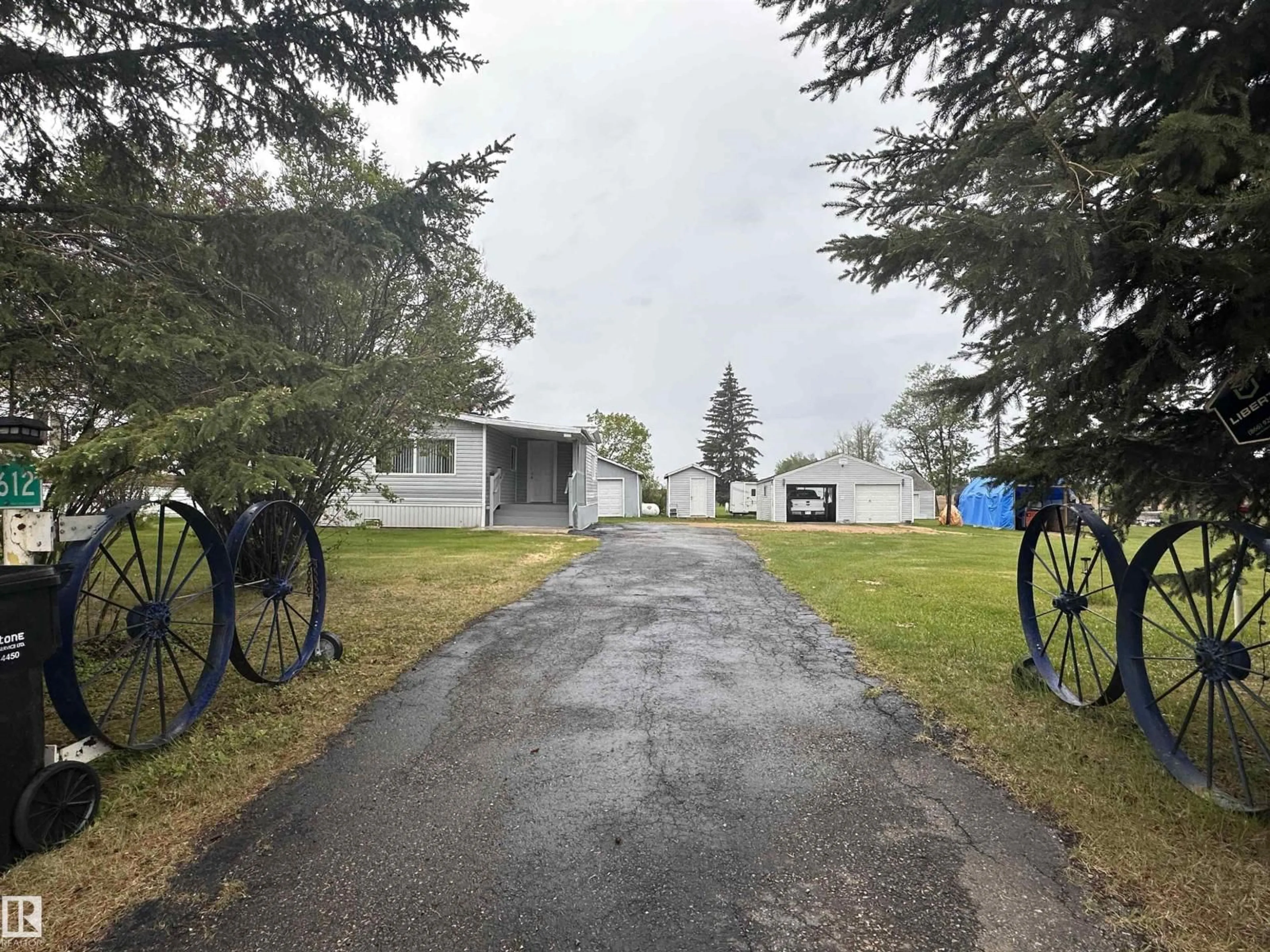Unknown for 4612 50 ST, Fawcett Alberta T0G0Y0