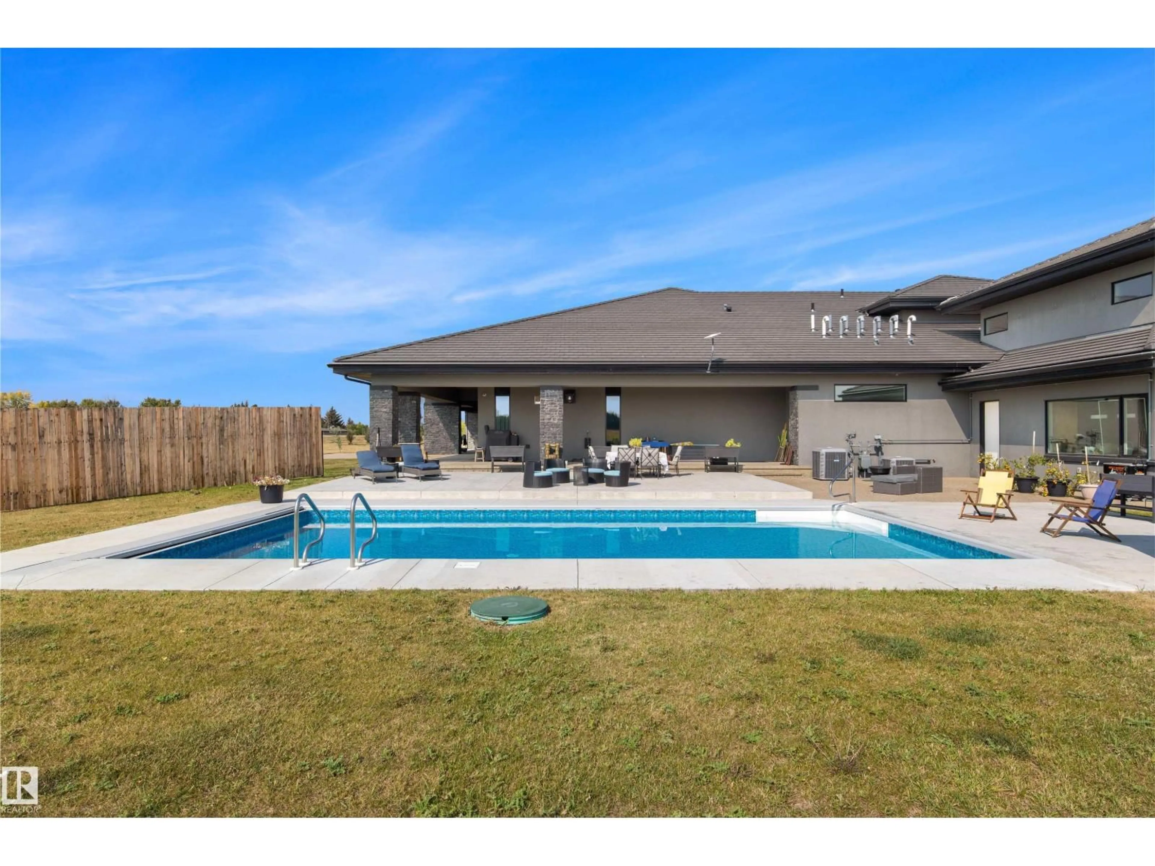 Pool for 25056 TWP ROAD 492, Rural Leduc County Alberta T4X2M6