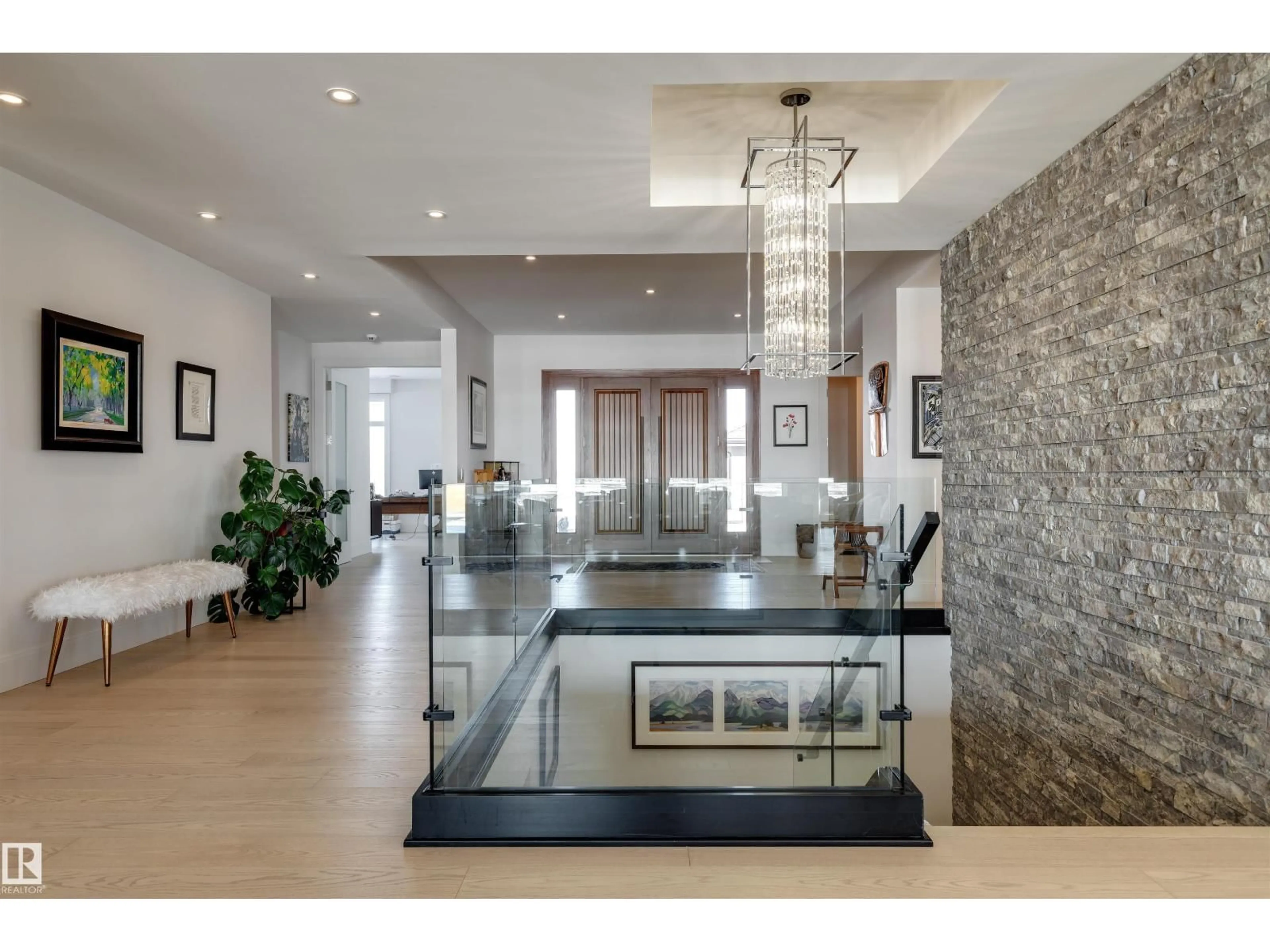 Indoor foyer for 25056 TWP ROAD 492, Rural Leduc County Alberta T4X2M6