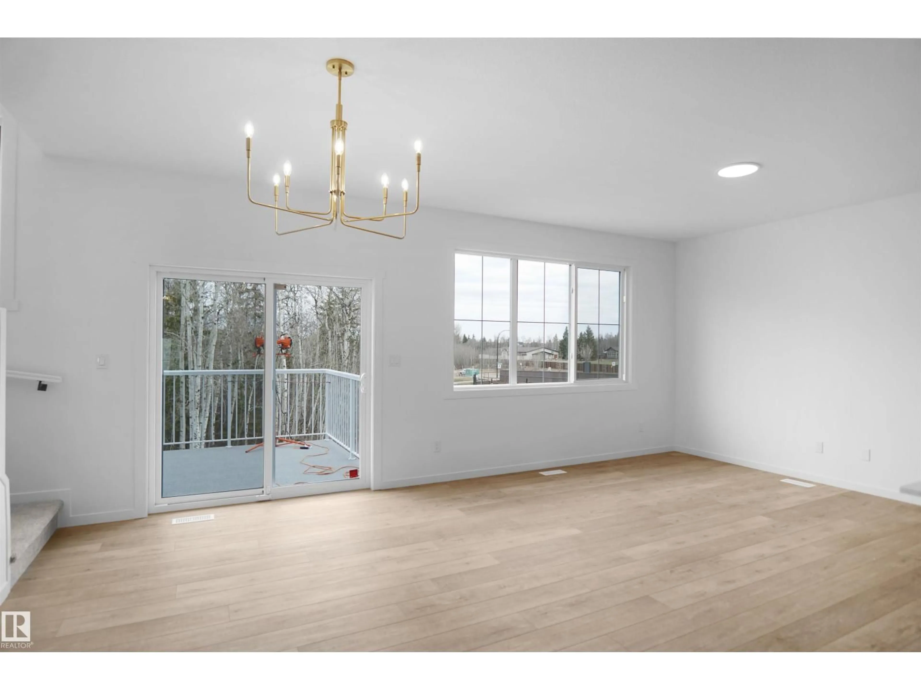 A pic of a room for 19 19904 31 AV NW, Edmonton Alberta T6M1N7