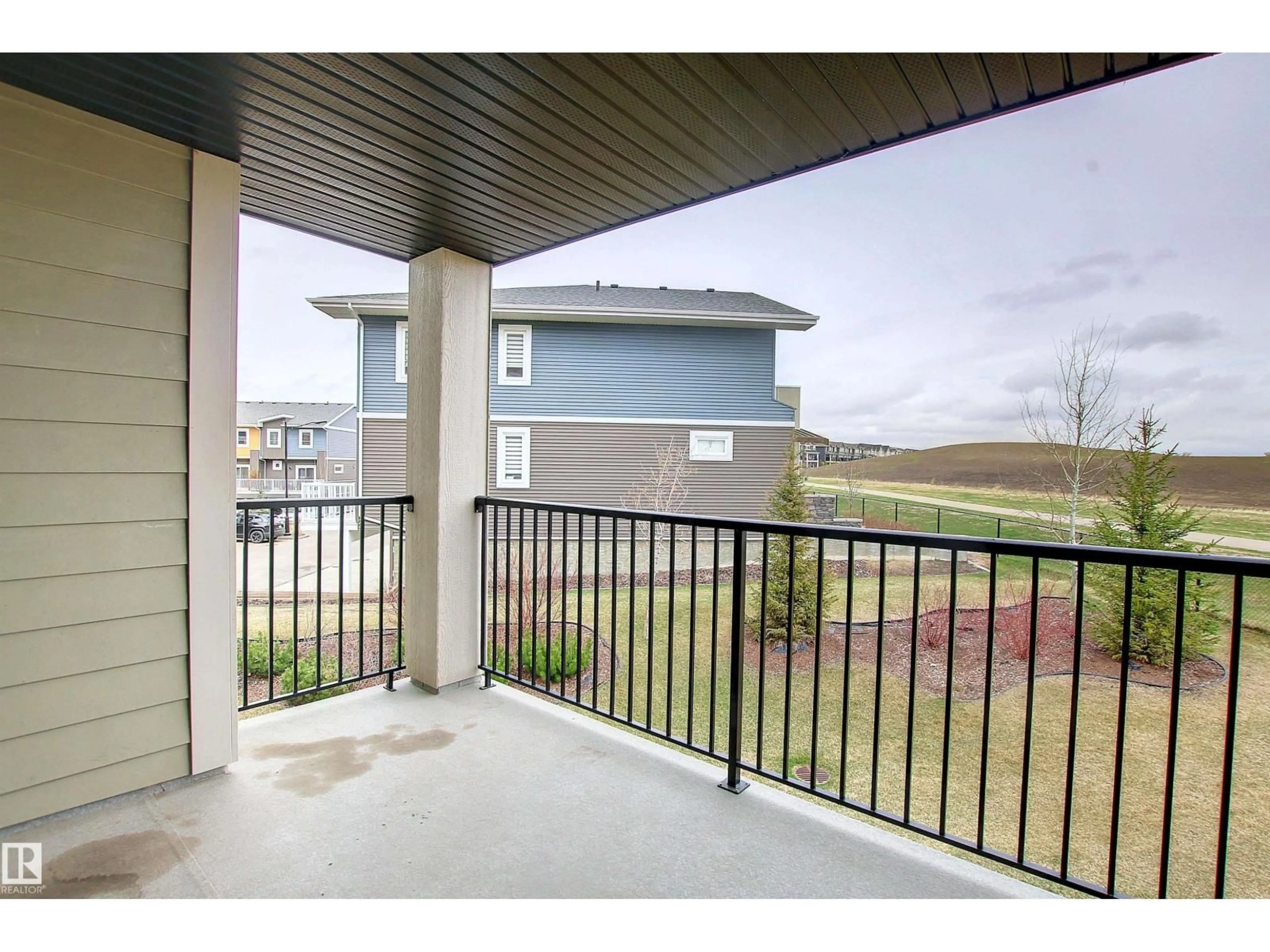Patio, unknown for #215 - 1510 WATT DR, Edmonton Alberta T6X2E6