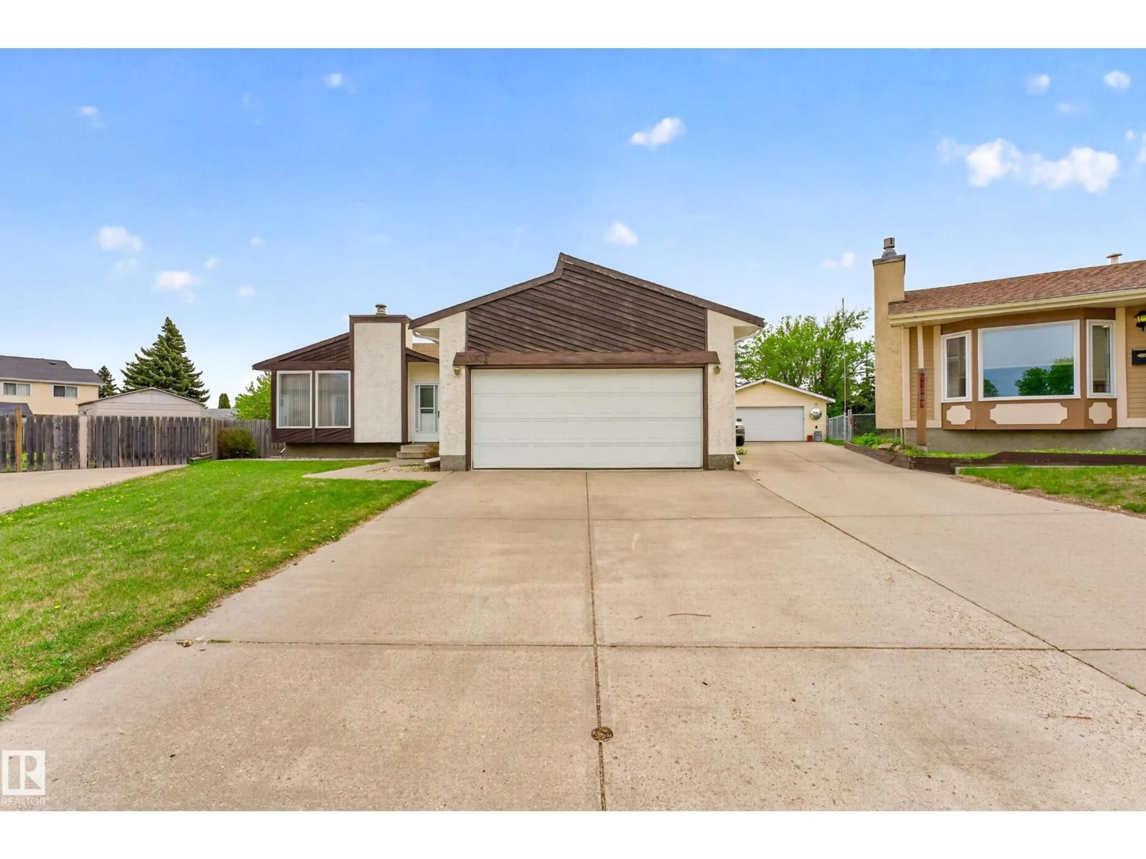Unknown for 11903 138 AV, Edmonton Alberta T5X4K1