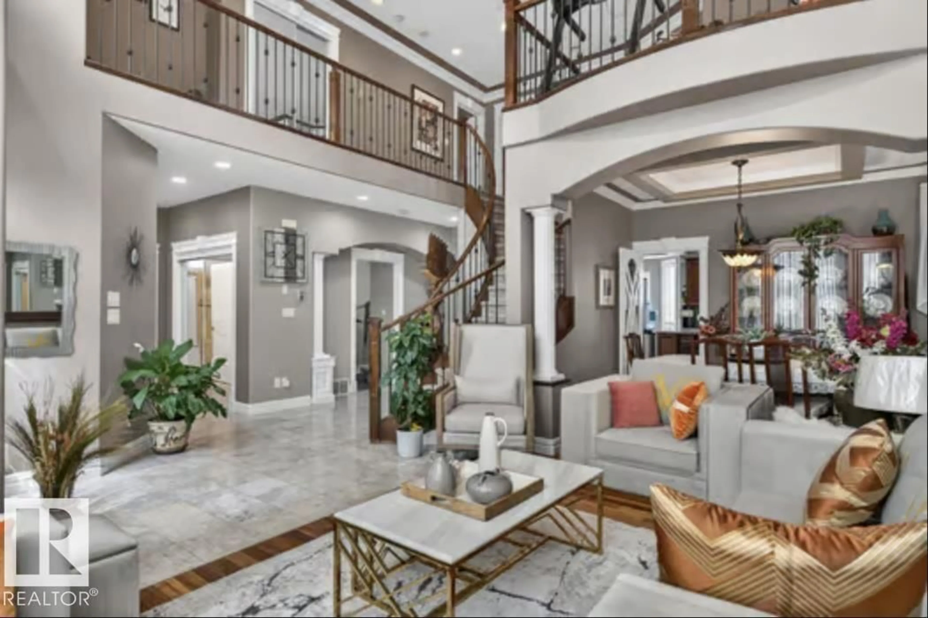 Indoor entryway for 1508 PALMER CL, Edmonton Alberta T5T6W3