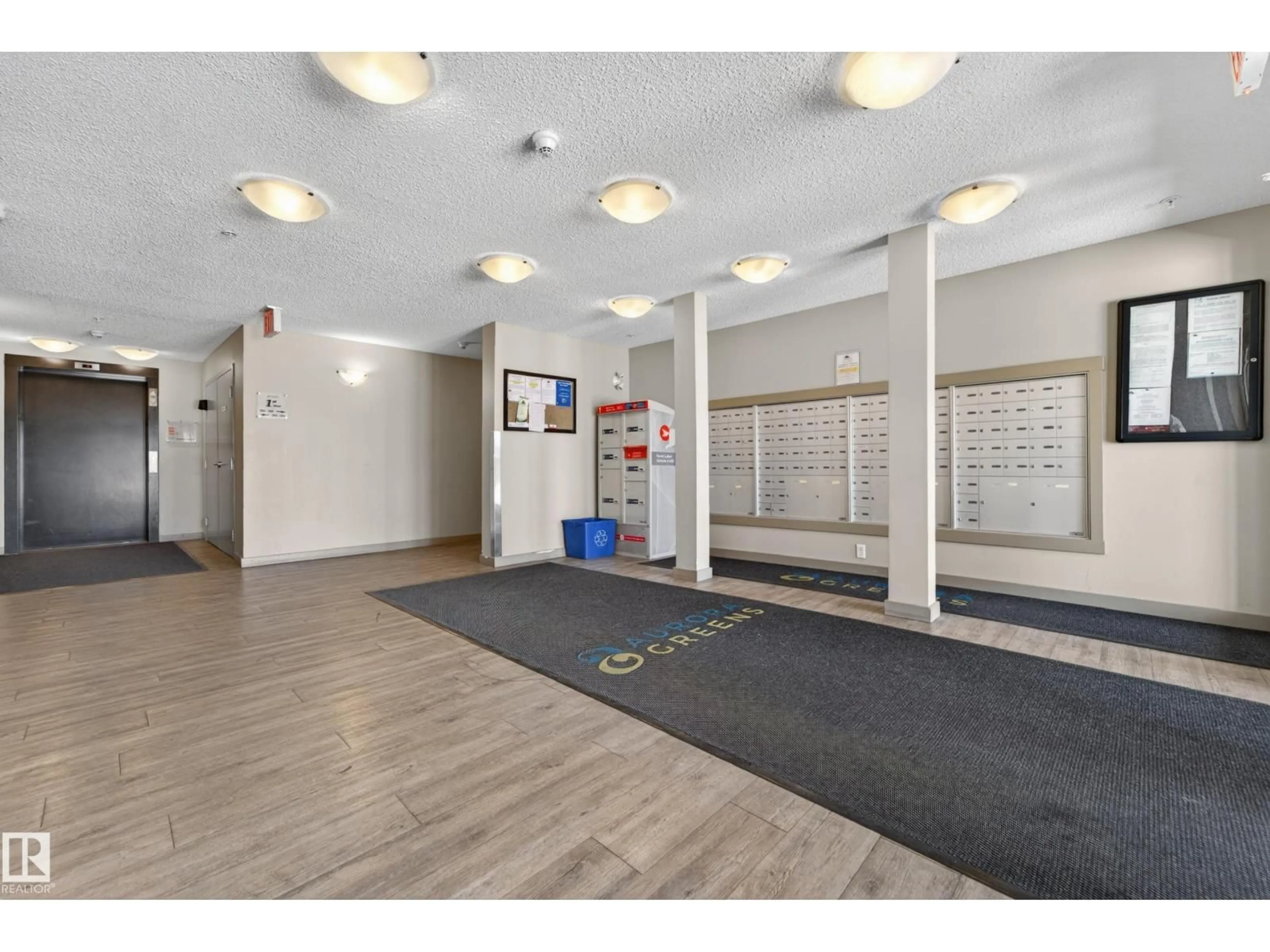 Indoor foyer for #225 - 1510 WATT DR, Edmonton Alberta T6X2E6