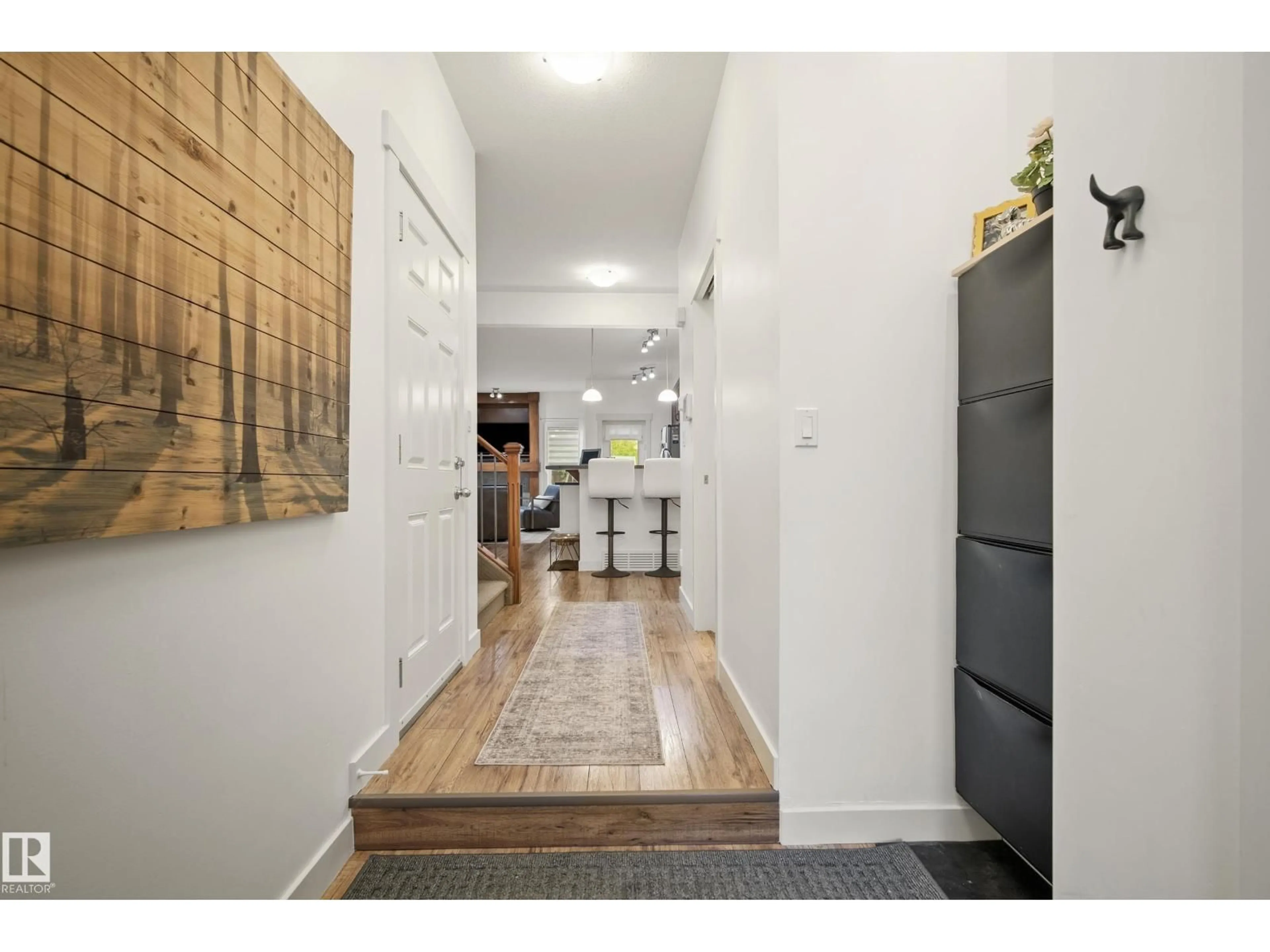 Indoor entryway for 32 HARTWICK ME, Spruce Grove Alberta T7X0A5