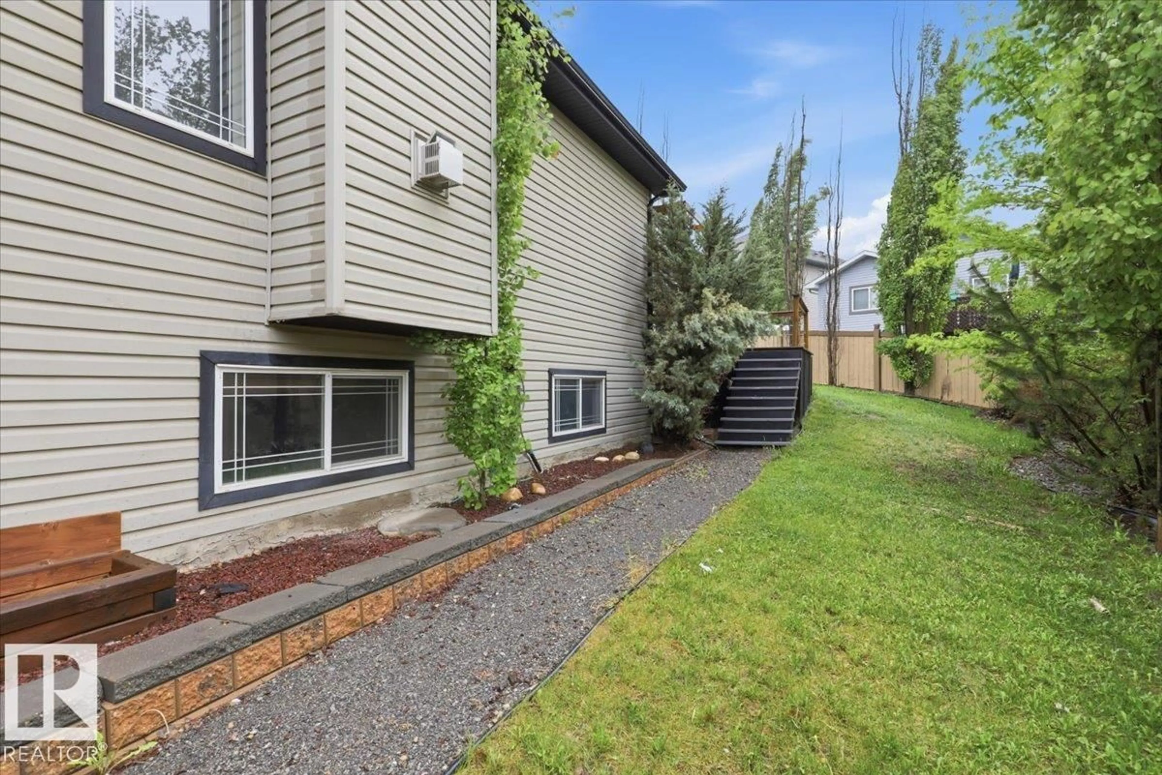 Patio, street for 100 ANISE CL, Leduc Alberta T9E0C7