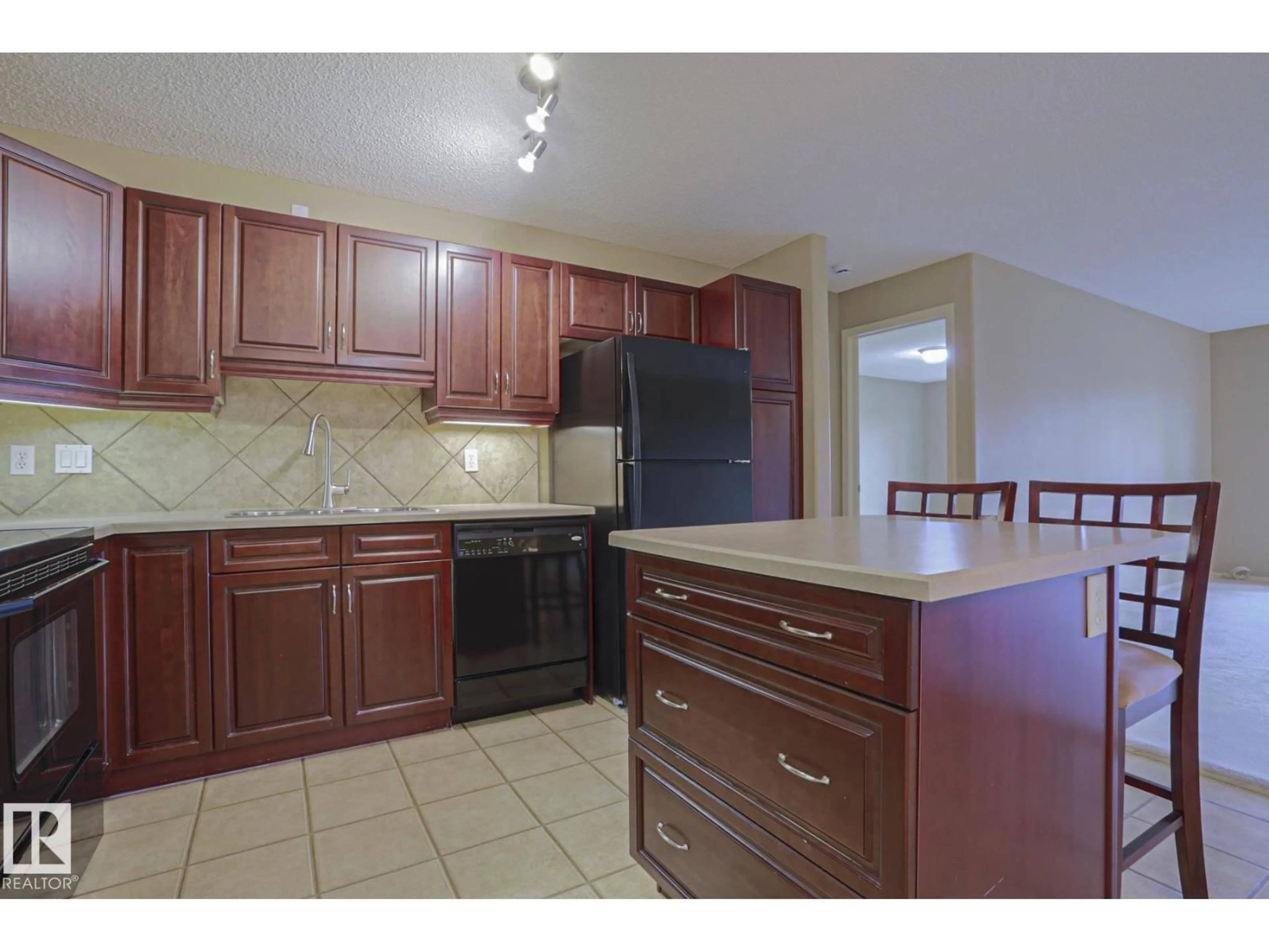 Standard kitchen, unknown for 279 - 216 SUDER GREENS DR, Edmonton Alberta T5T6X6