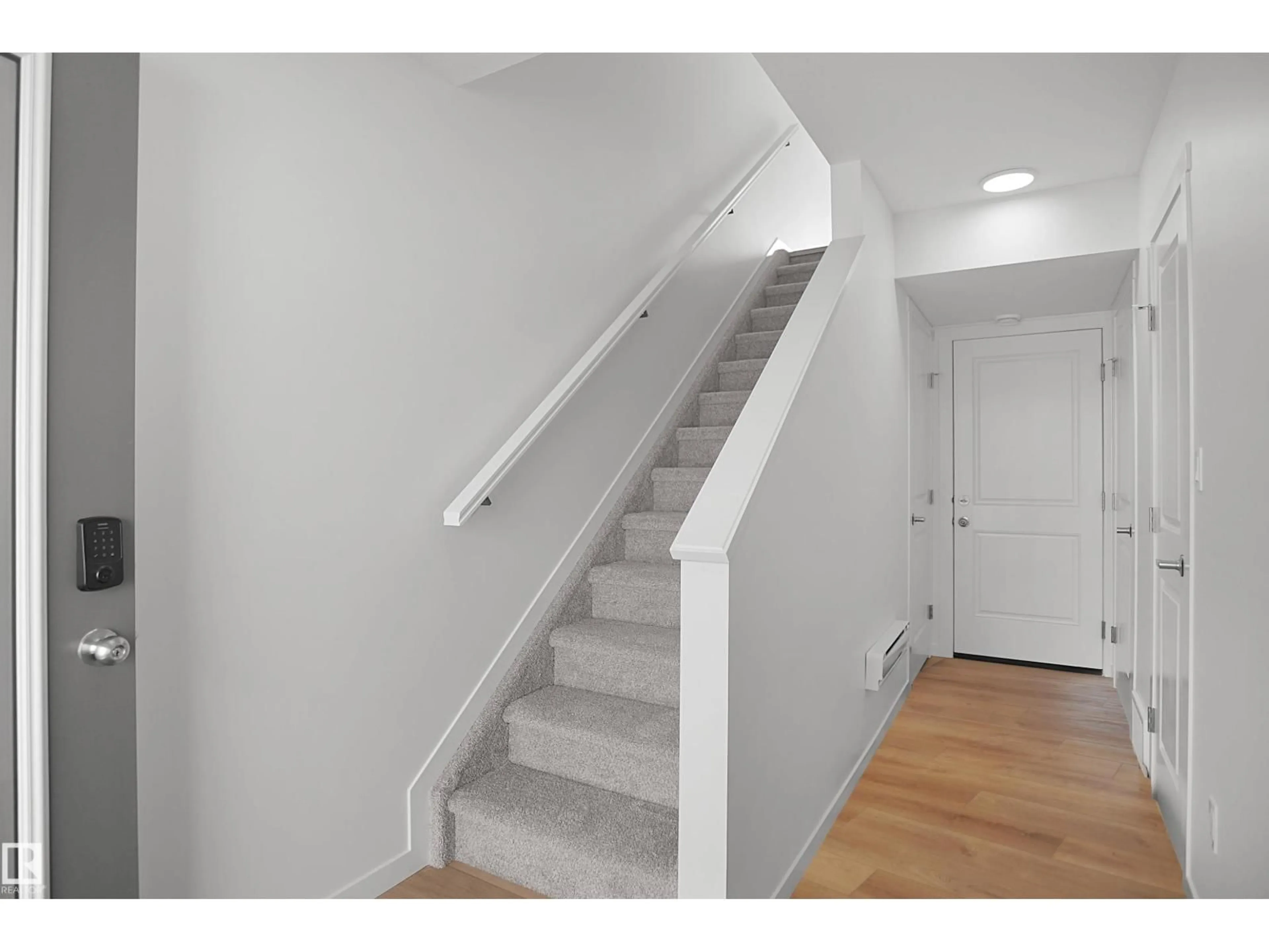 Stairs for 7062 ROSENTHAL DR, Edmonton Alberta T5T7N6