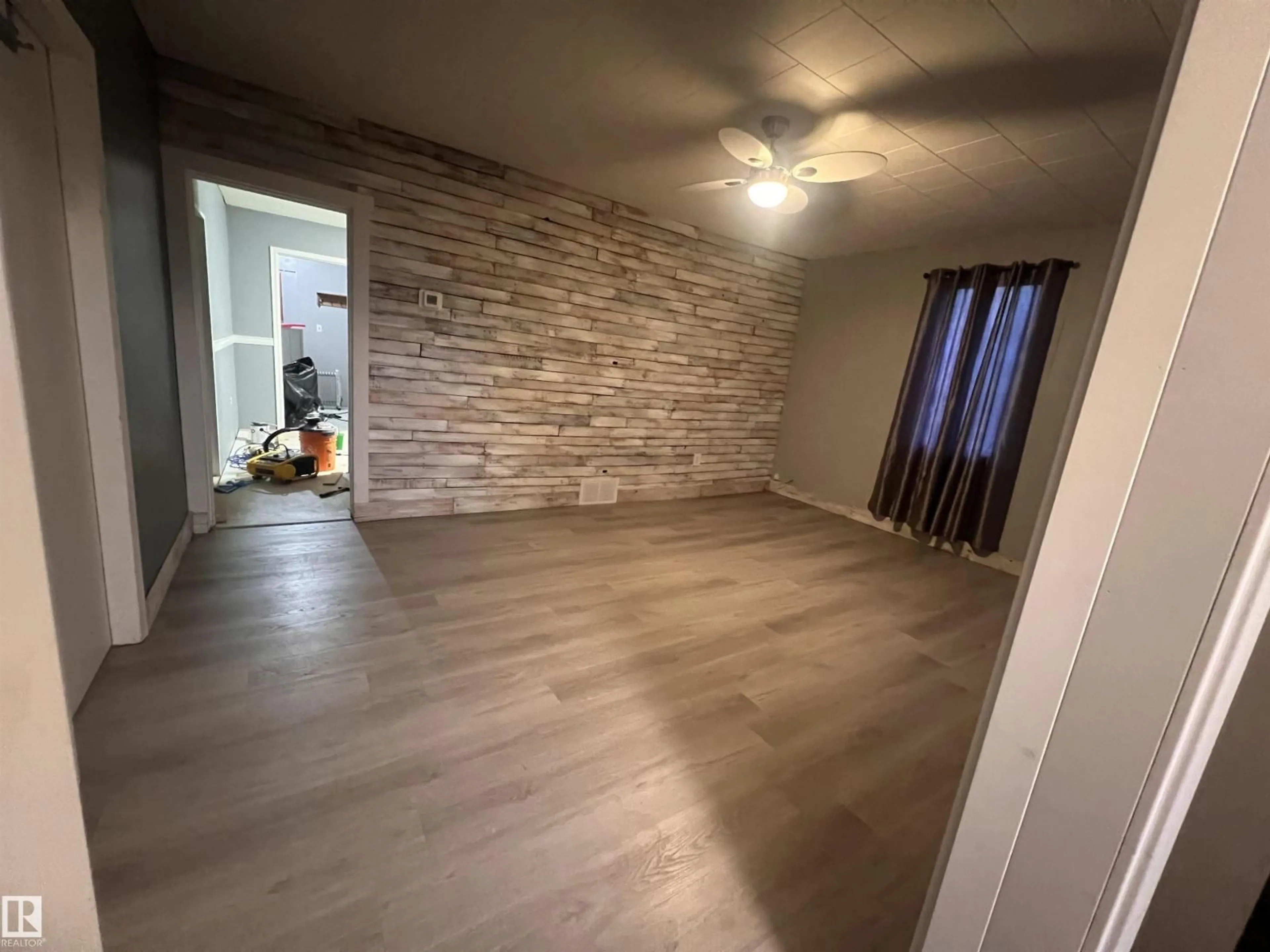 A pic of a room for 69 RAILWAY AV, Star Alberta T0B4E0