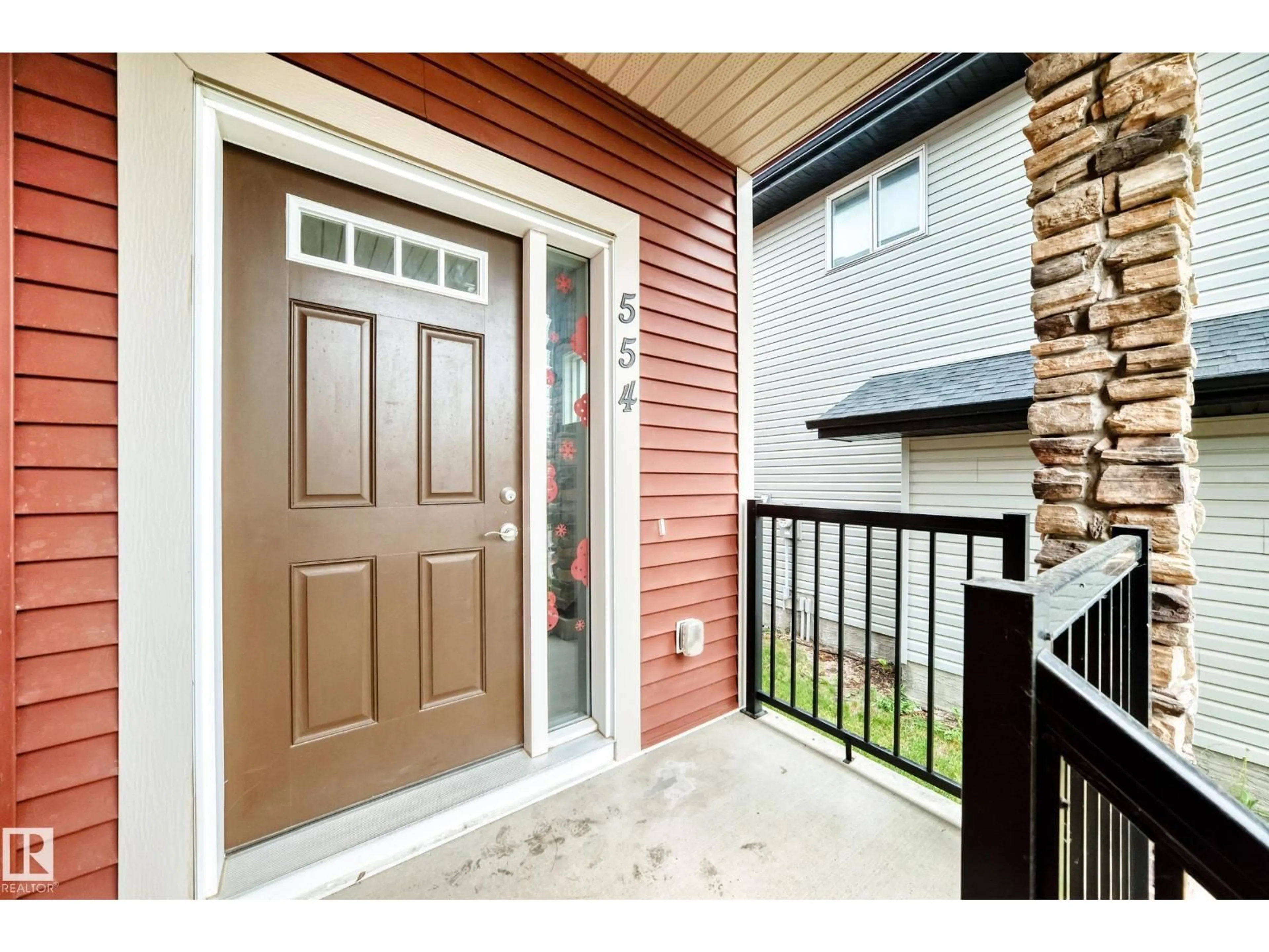 Indoor entryway for 554 MERLIN LANDING LD, Edmonton Alberta T5S0H3