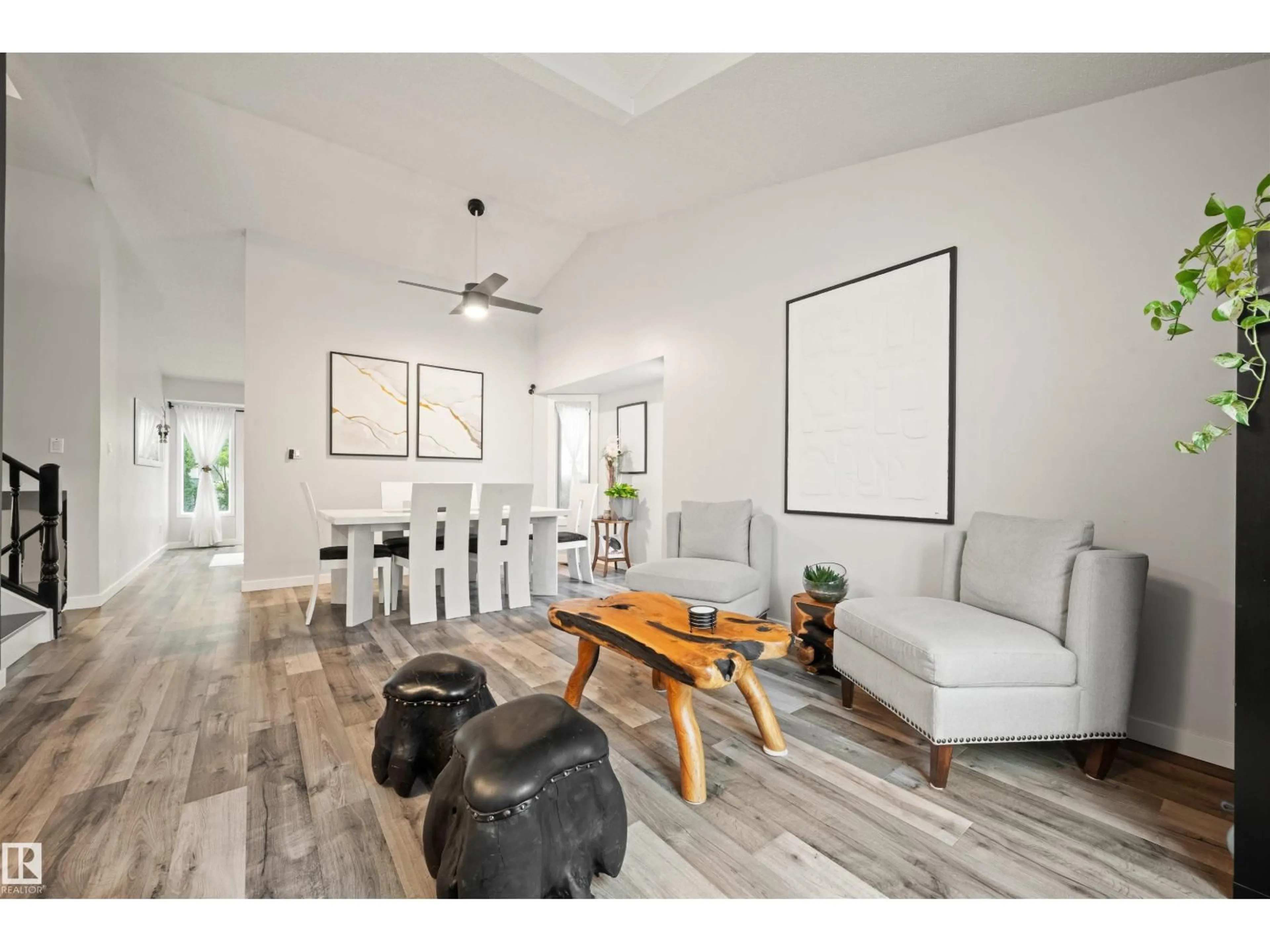 Living room with furniture, unknown for 315 BUCHANAN WY, Edmonton Alberta T6R2B4