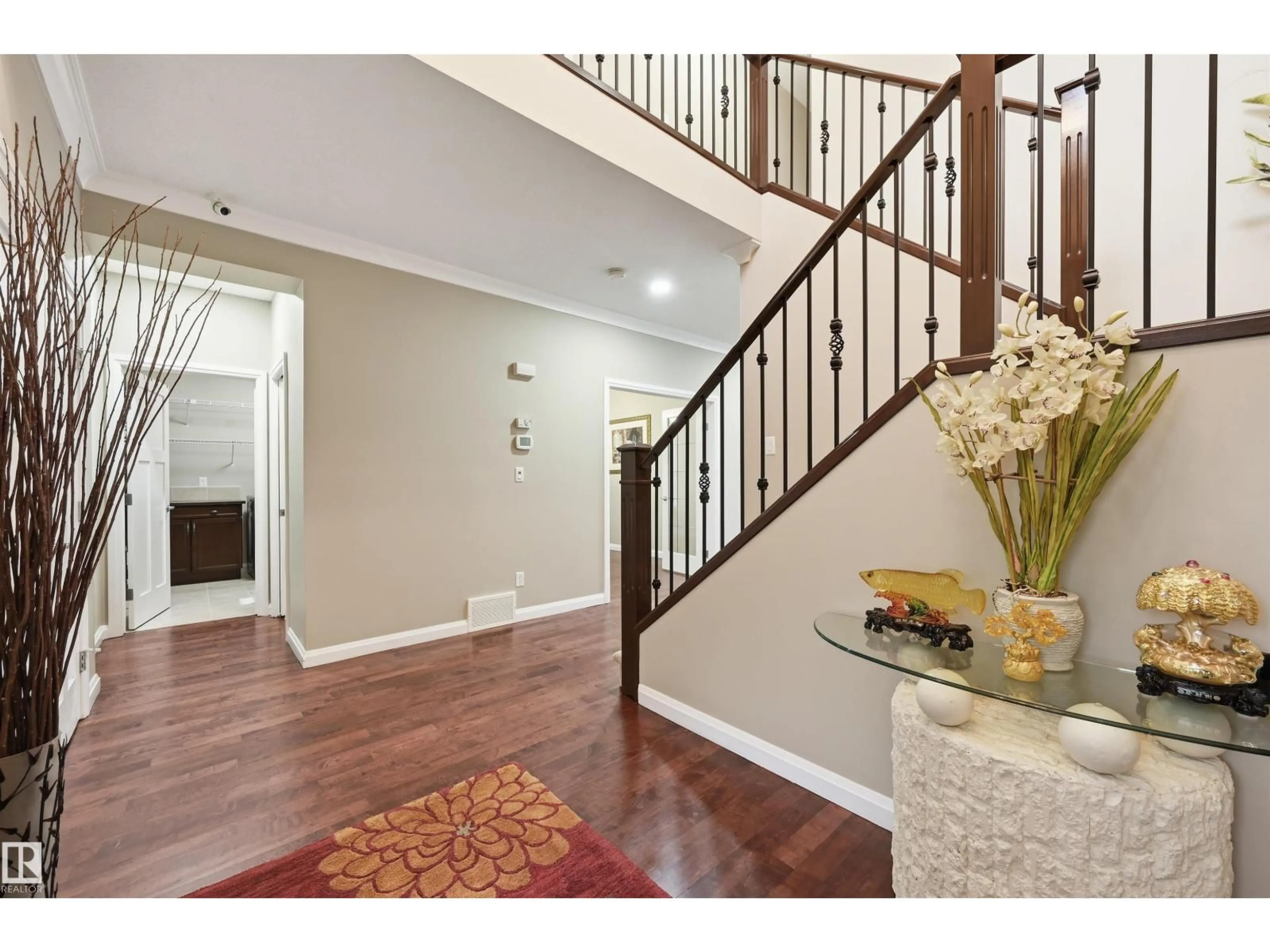 Indoor entryway for 478 AINSLIE CR, Edmonton Alberta T6W0H7