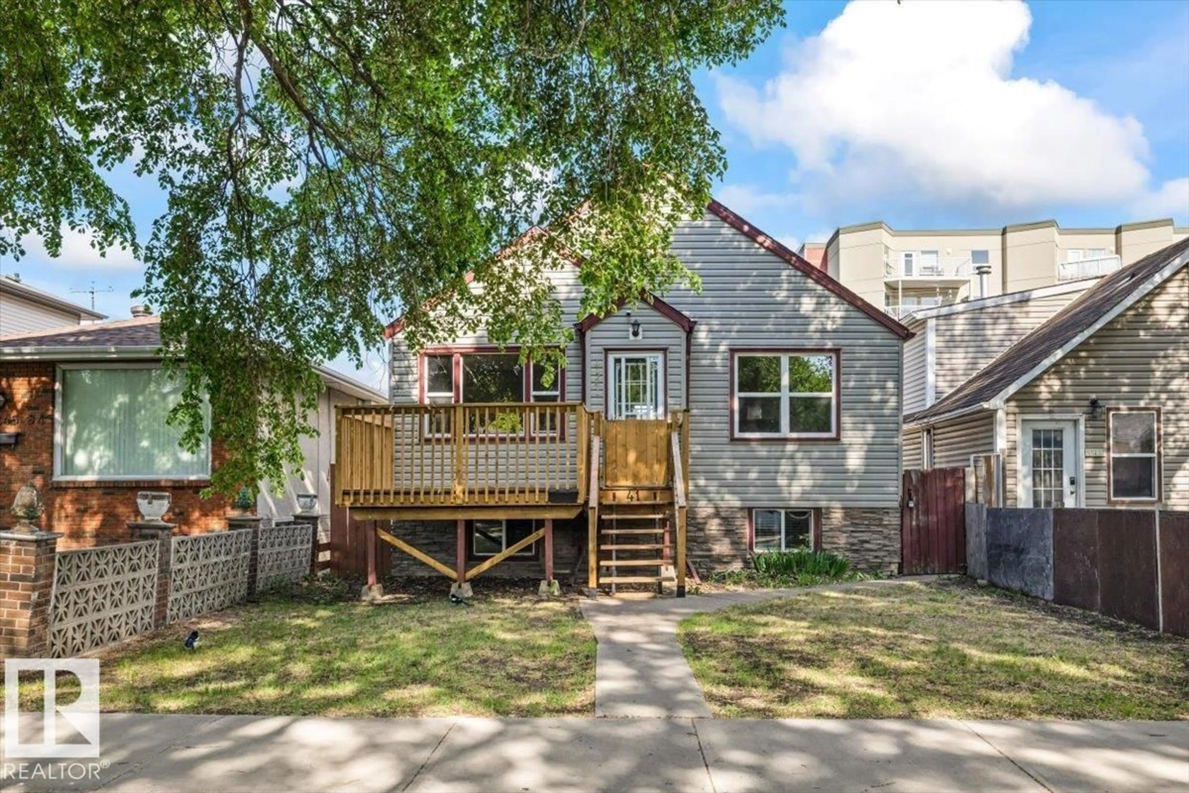 Unknown for NW - 11241 84 ST, Edmonton Alberta T5B3B1