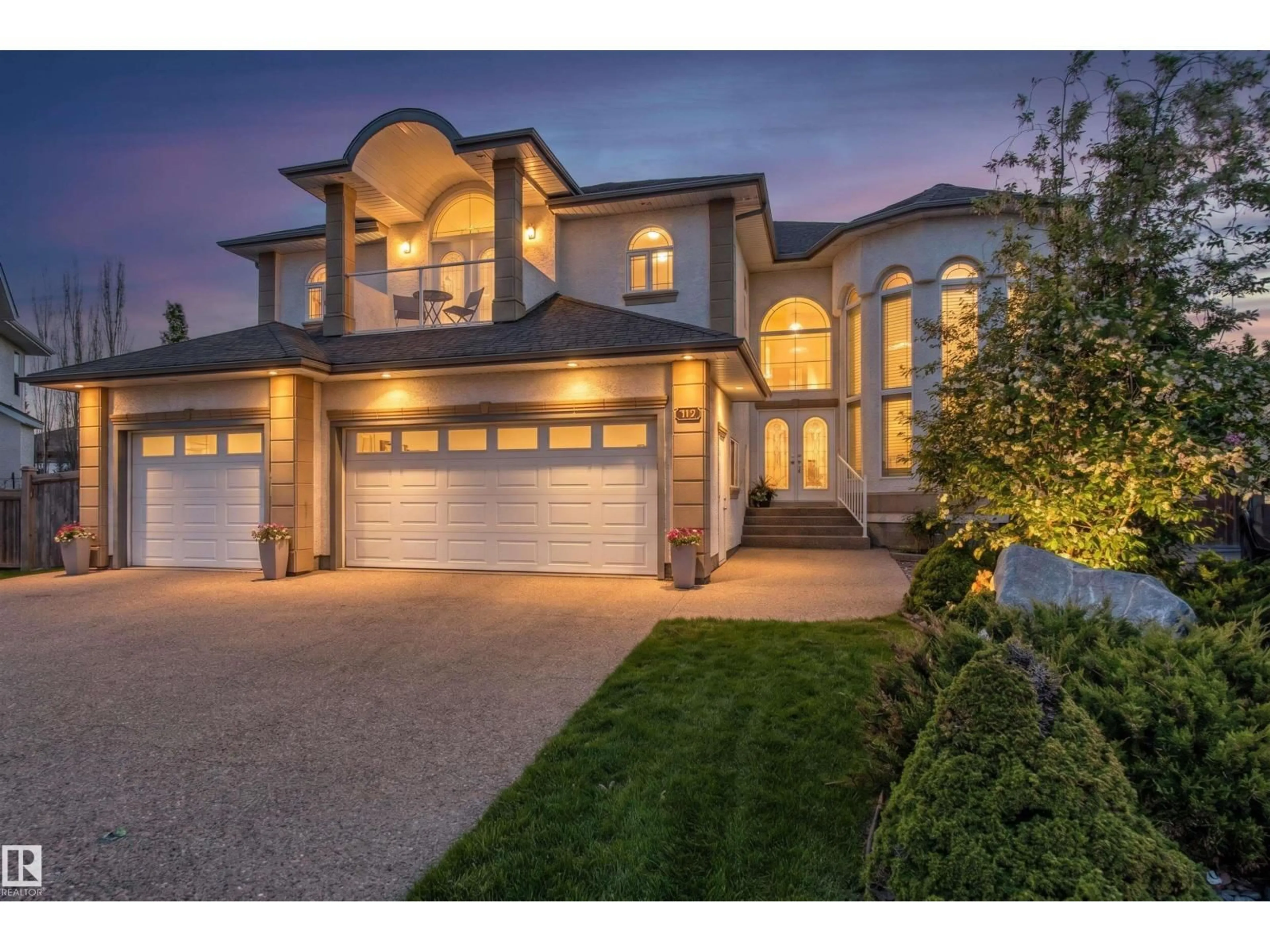 Unknown for SW - 703 107A ST, Edmonton Alberta T6W1G4