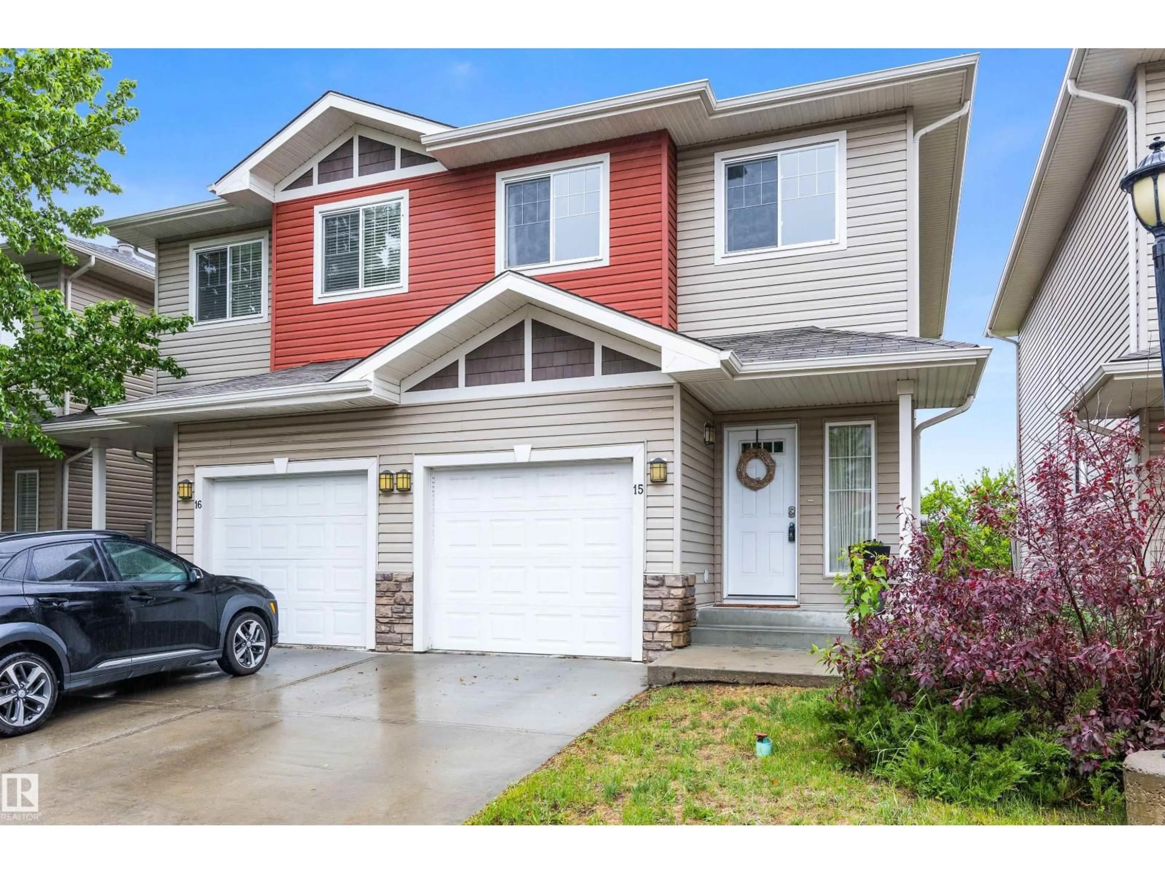Home with vinyl exterior material, street for 15 - 15151 43 ST, Edmonton Alberta T5Y0L3