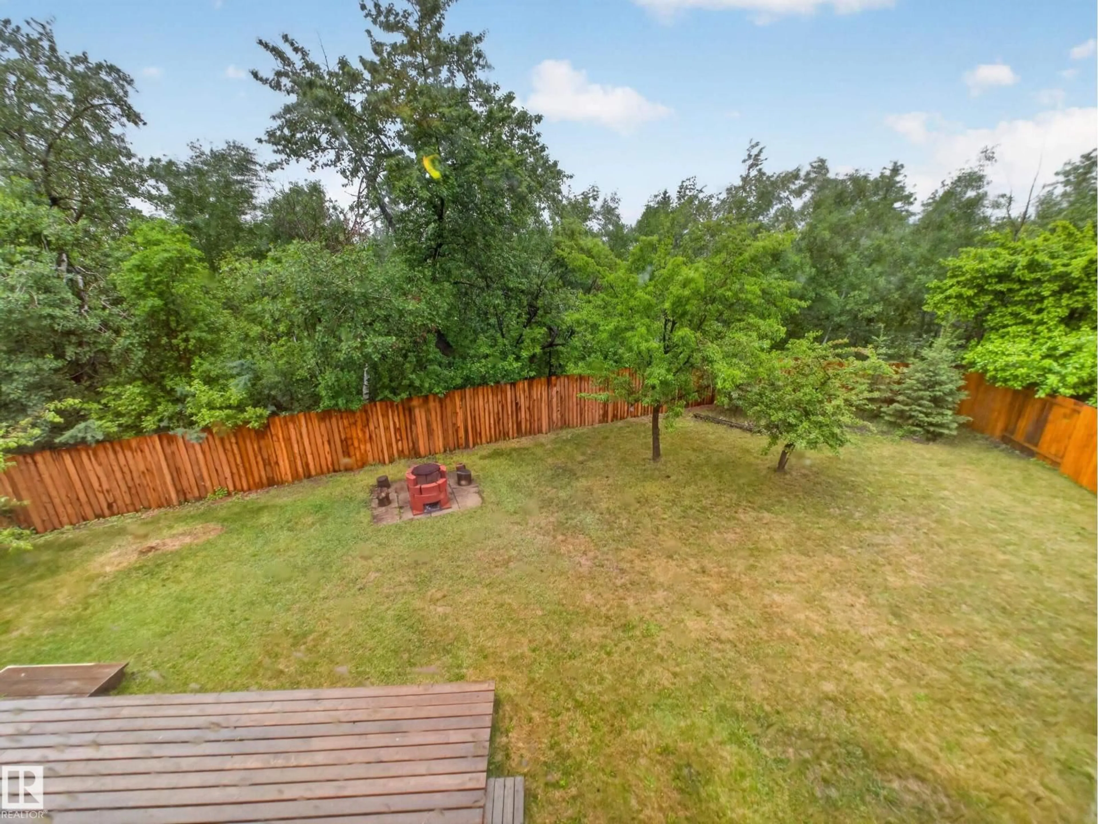 A pic from outside/outdoor area/front of a property/back of a property/a pic from drone, forest/trees view for 70 WOODSTOCK DR, Sherwood Park Alberta T8A4C3