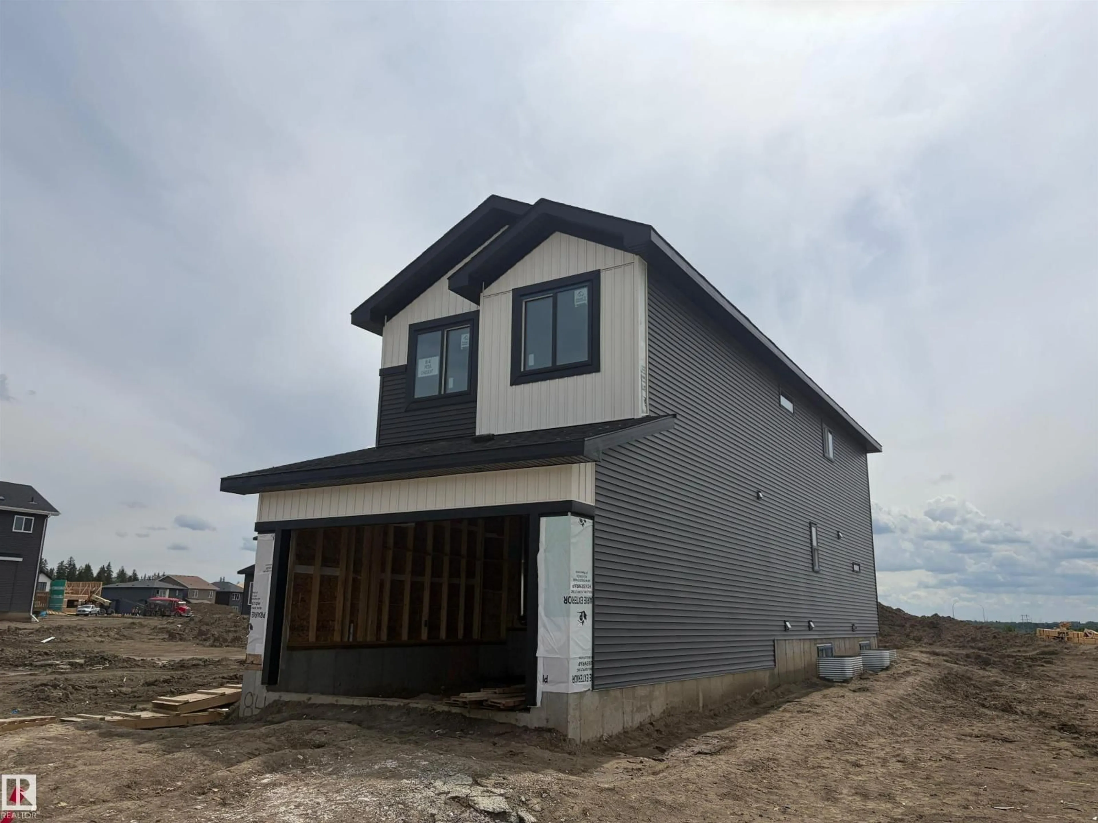 Home with vinyl exterior material, building for 84 ROSA CR, St. Albert Alberta T8N7Y4