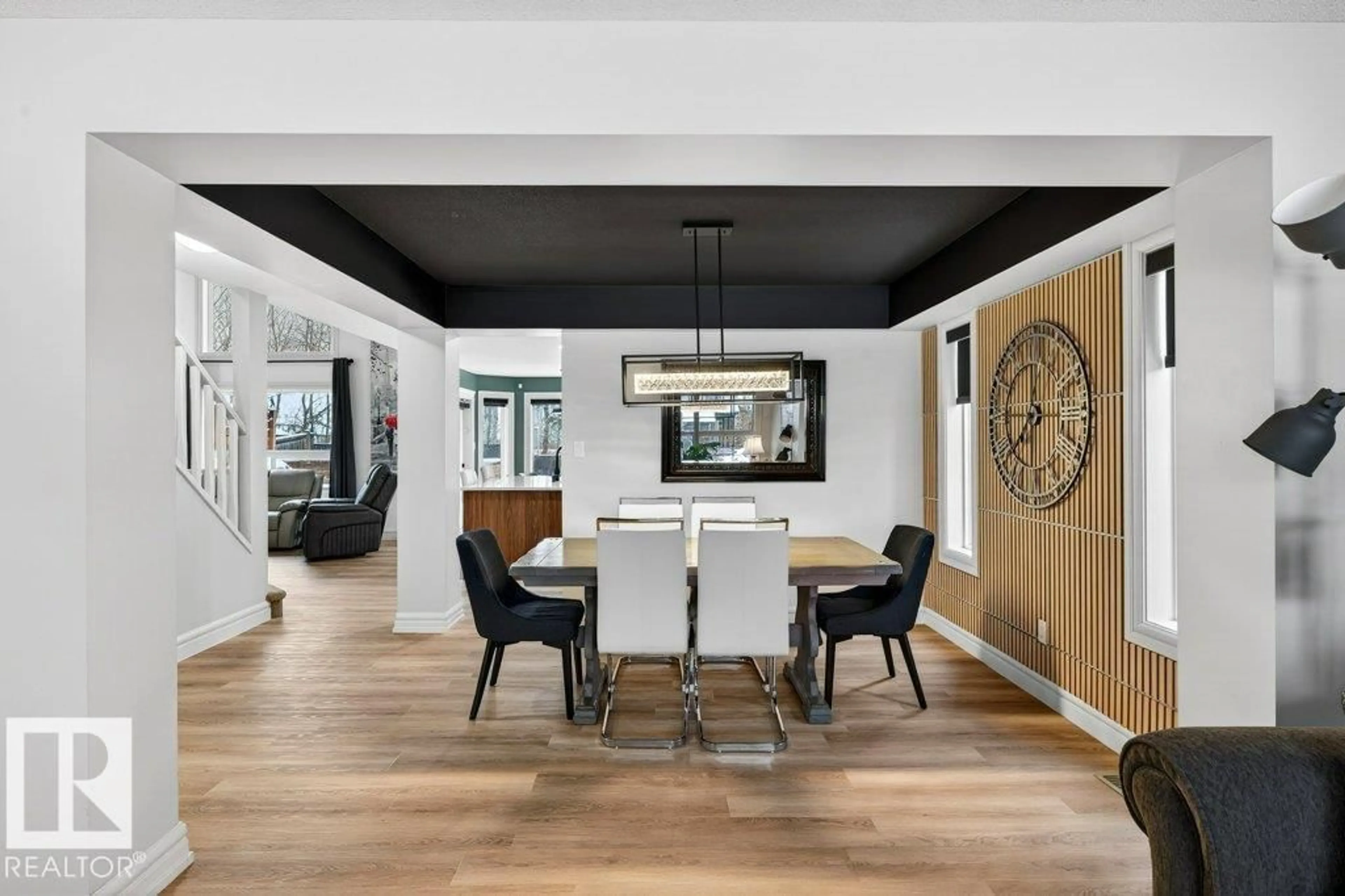 Dining room, unknown for 24 HICKORY TR, Spruce Grove Alberta T7X0A6