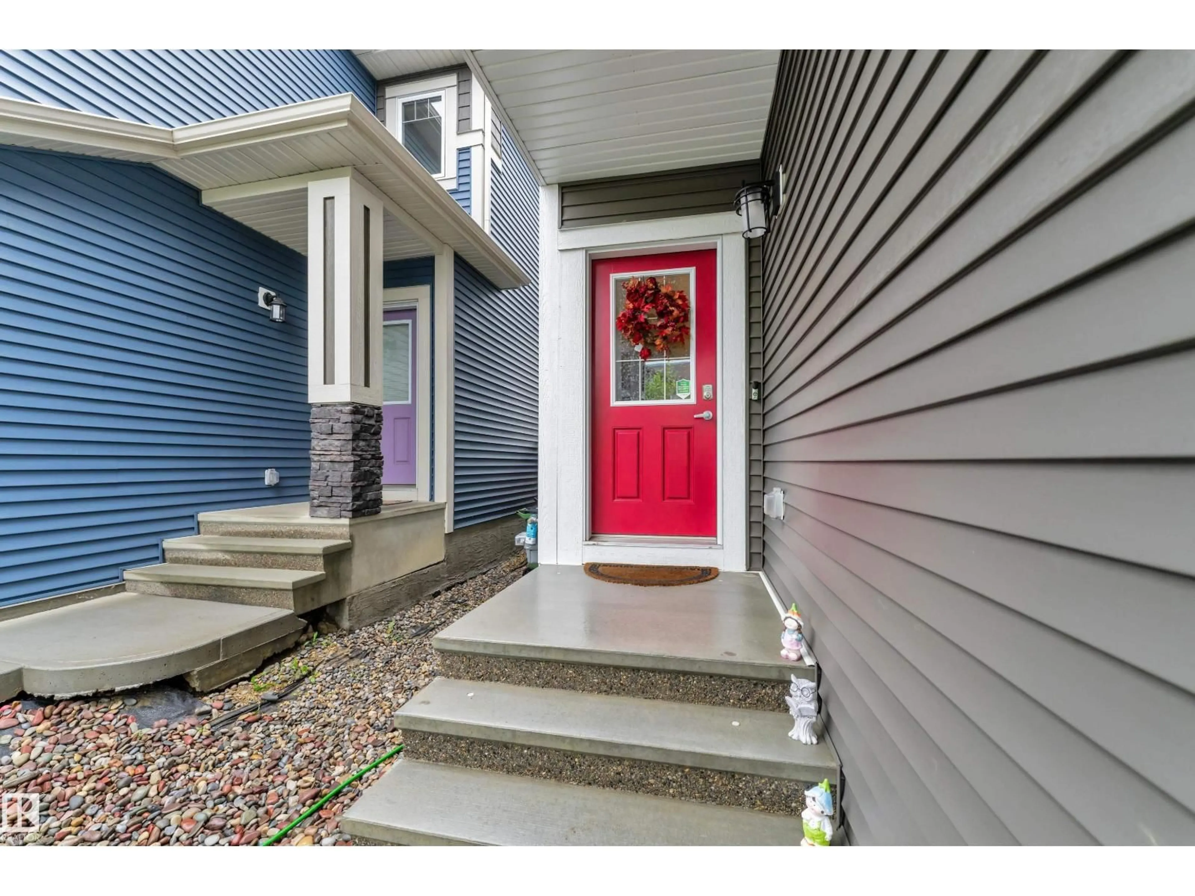 Indoor entryway for SW - 2925 CHOKECHERRY CM, Edmonton Alberta T6X2M3