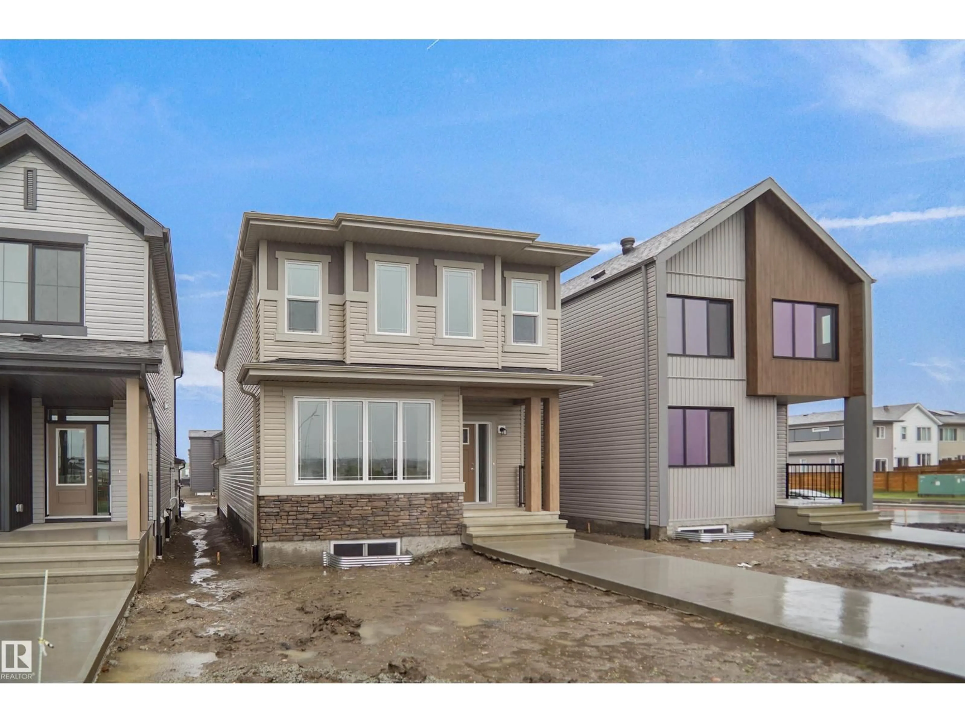 Home with vinyl exterior material, street for NE - 17510 5A ST, Edmonton Alberta T5Y4E8
