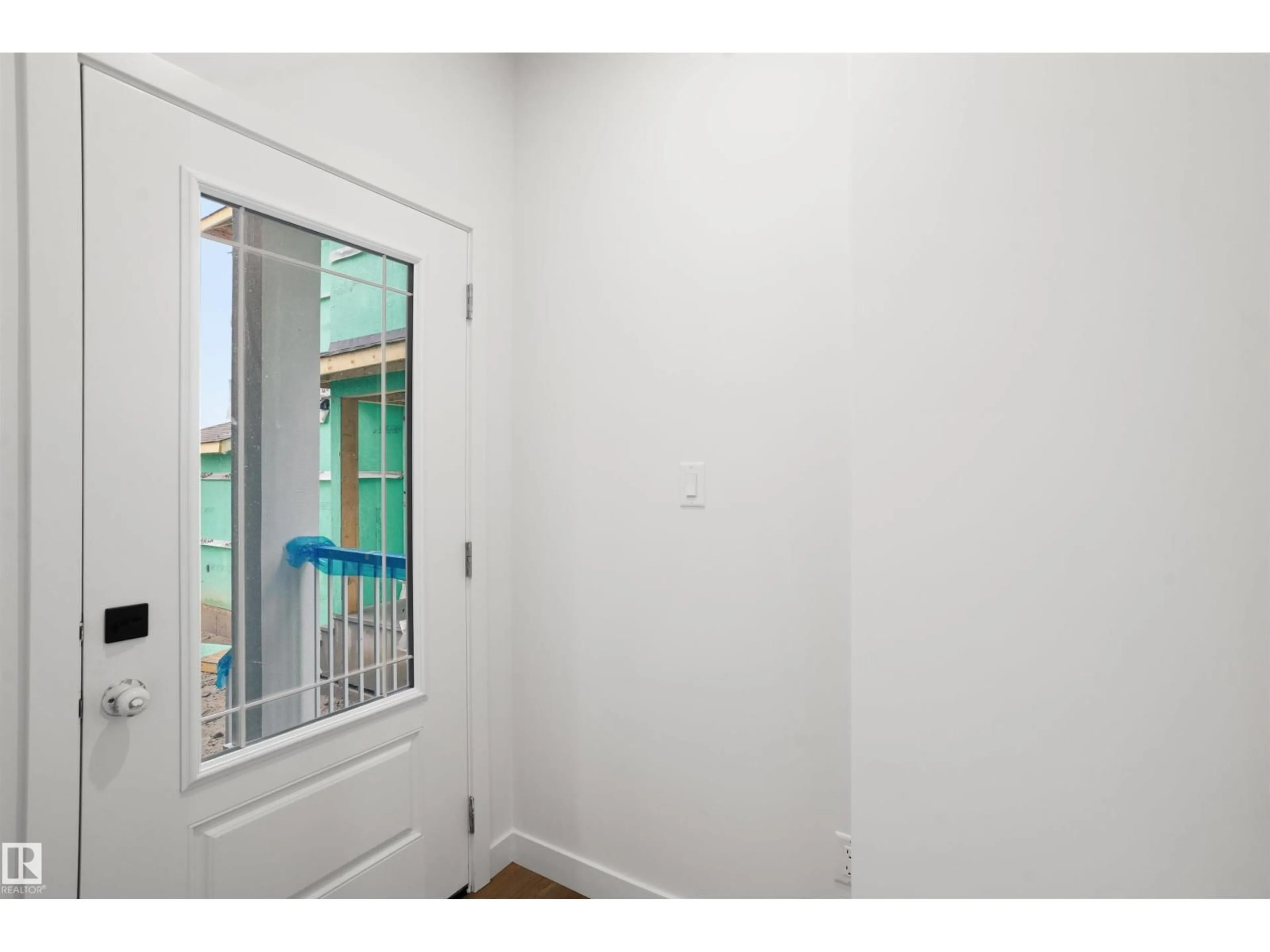 Indoor entryway for 155 MUNN WY, Leduc Alberta T9E1X9