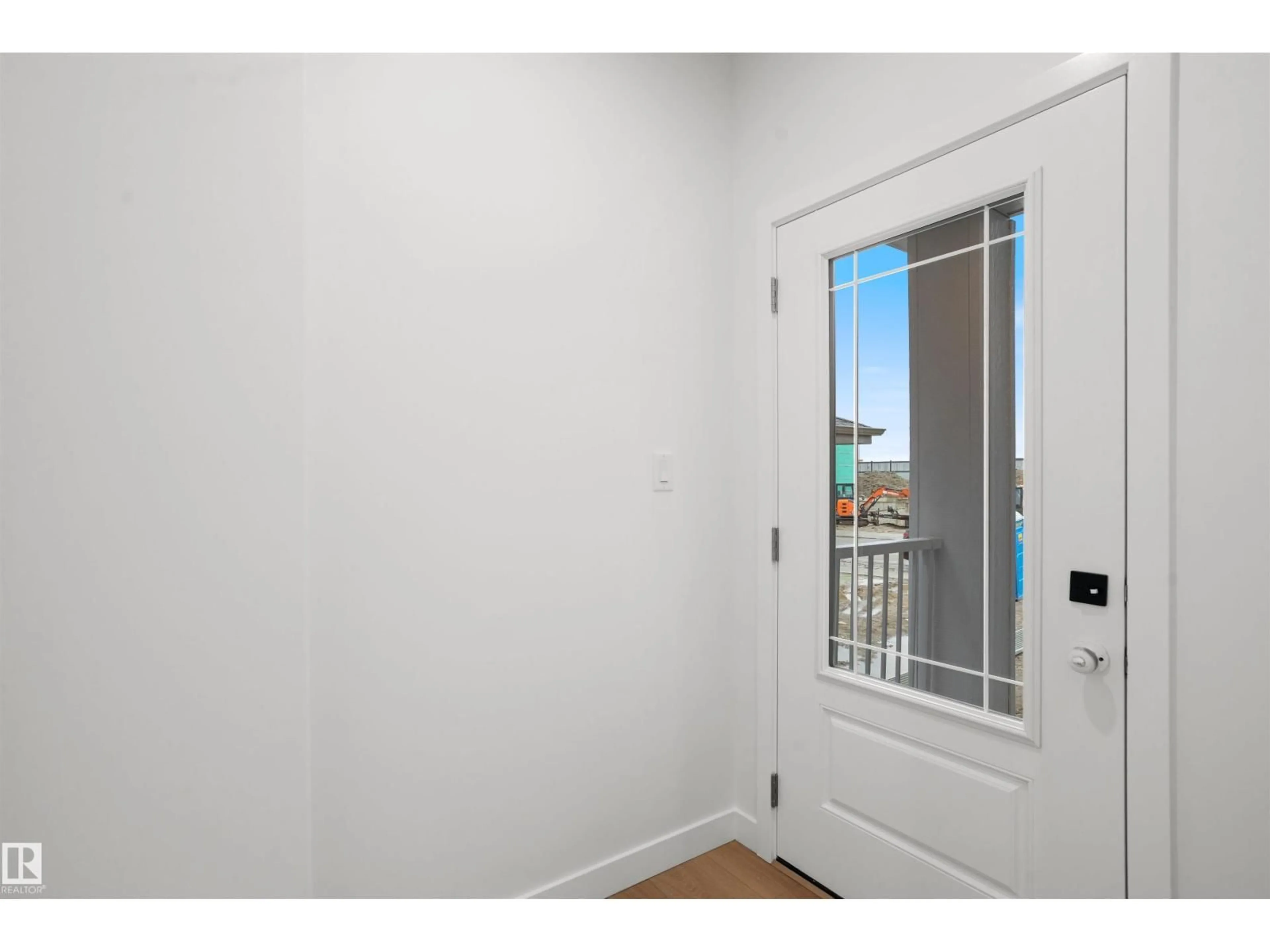 Indoor entryway for 169 MUNN WY, Leduc Alberta T9E1X9