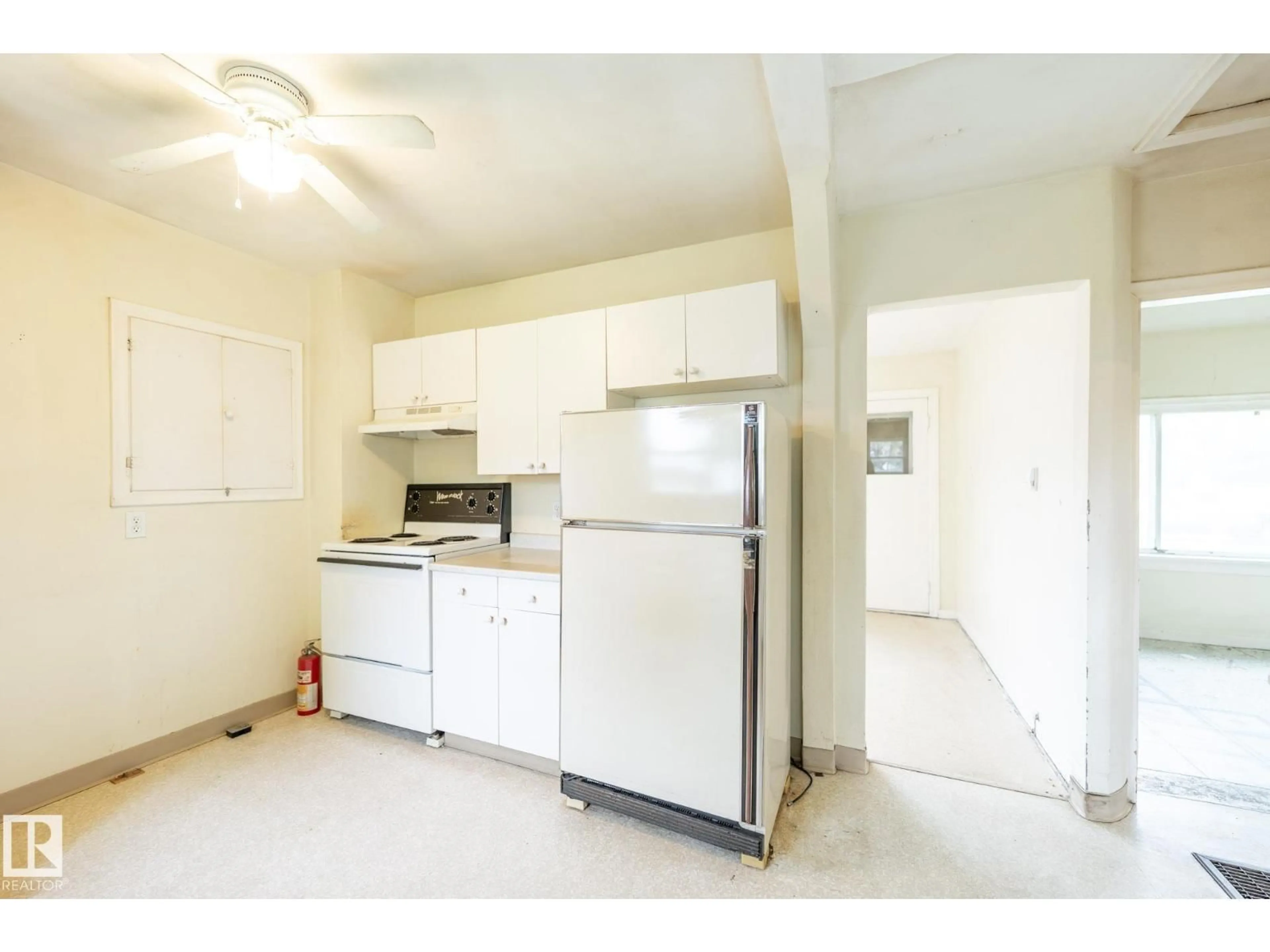 Standard kitchen, unknown for 10235 106 ST, Westlock Alberta T7P1W4