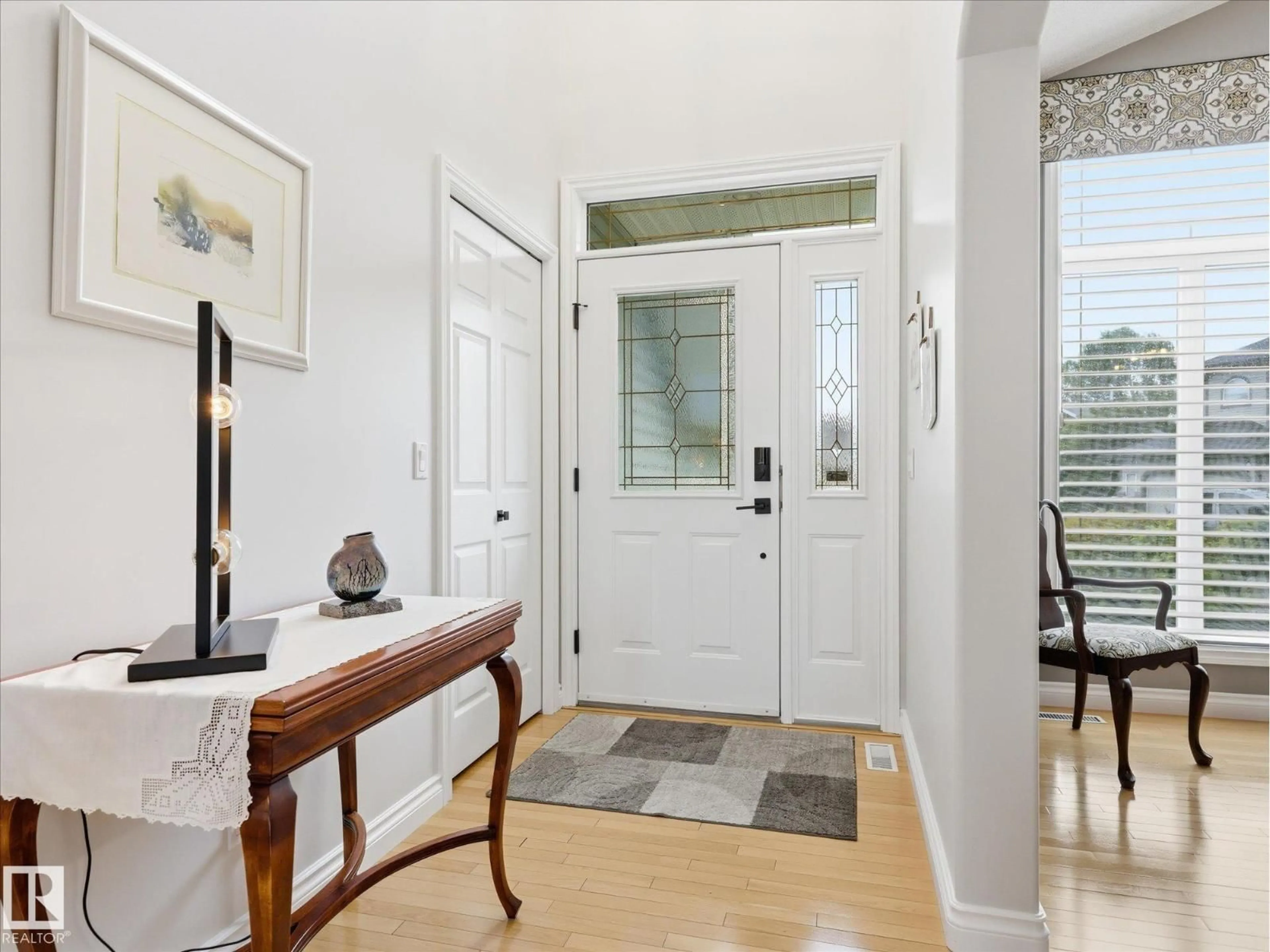 Indoor entryway for 5 LAFLEUR DR, St. Albert Alberta T8N5Y1
