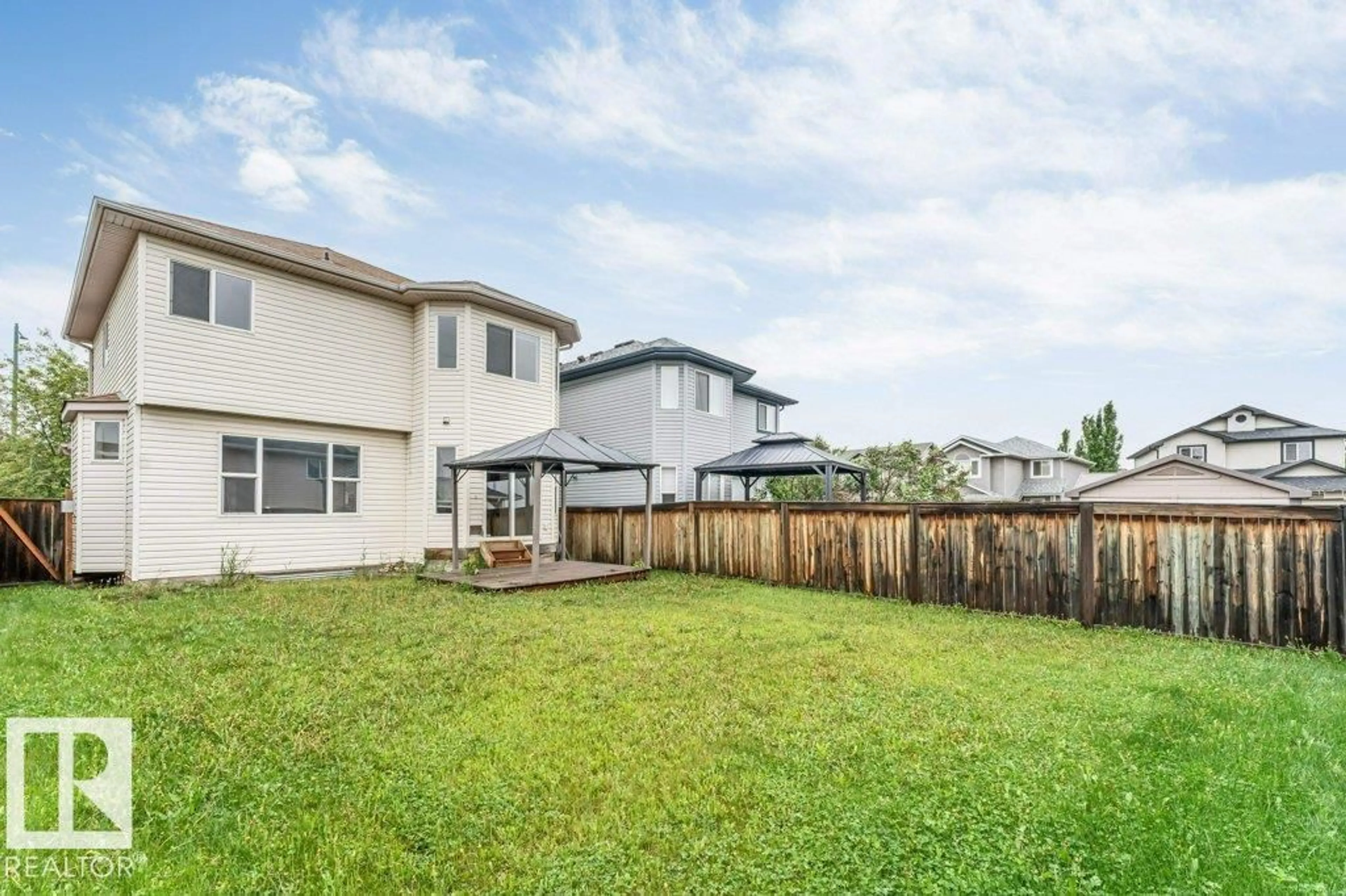 Patio, unknown for 16315 55 ST, Edmonton Alberta T5Y3K9
