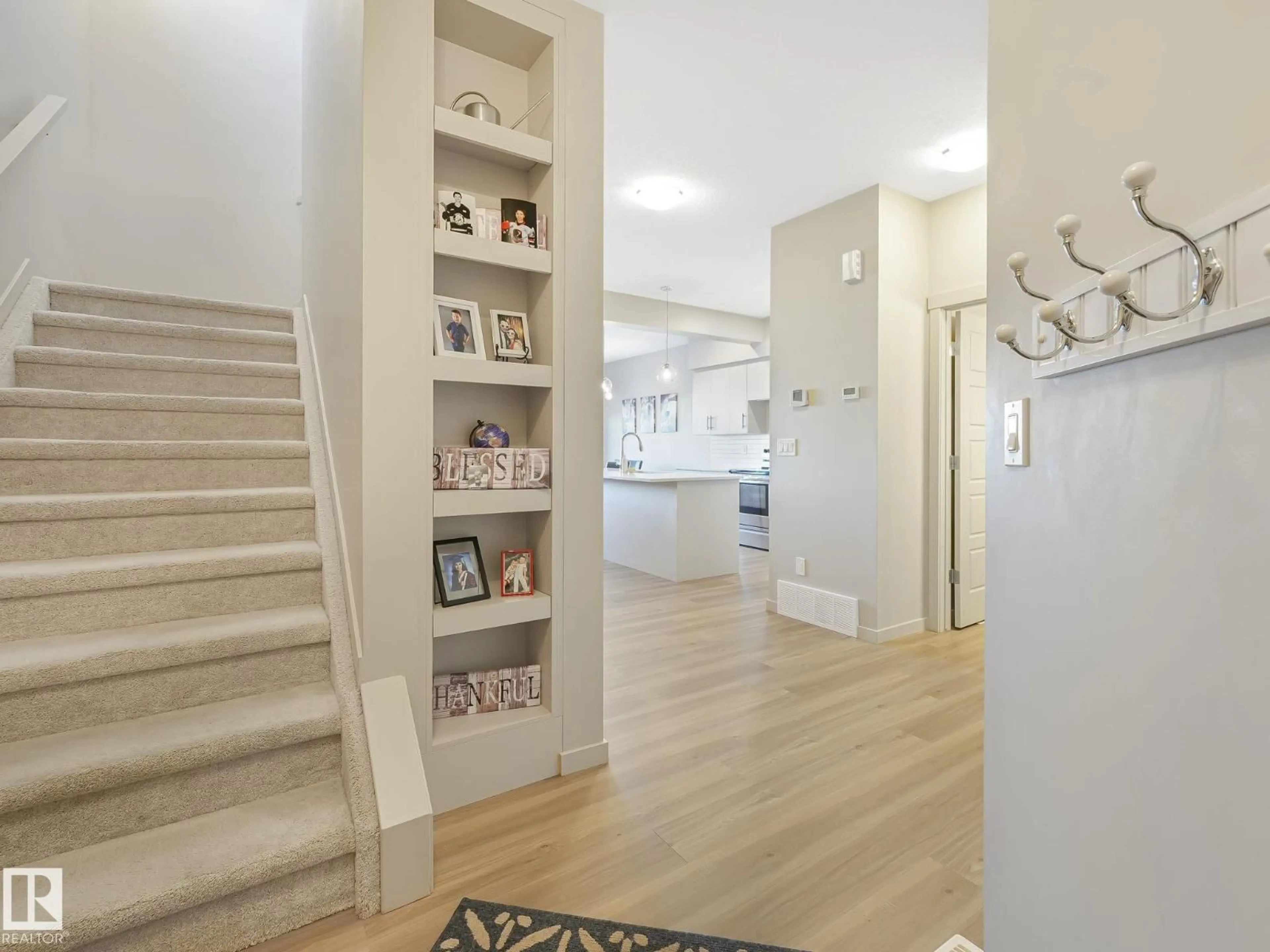 Indoor entryway for #14 - 50 EDINBURGH CRT, St. Albert Alberta T8N7X5