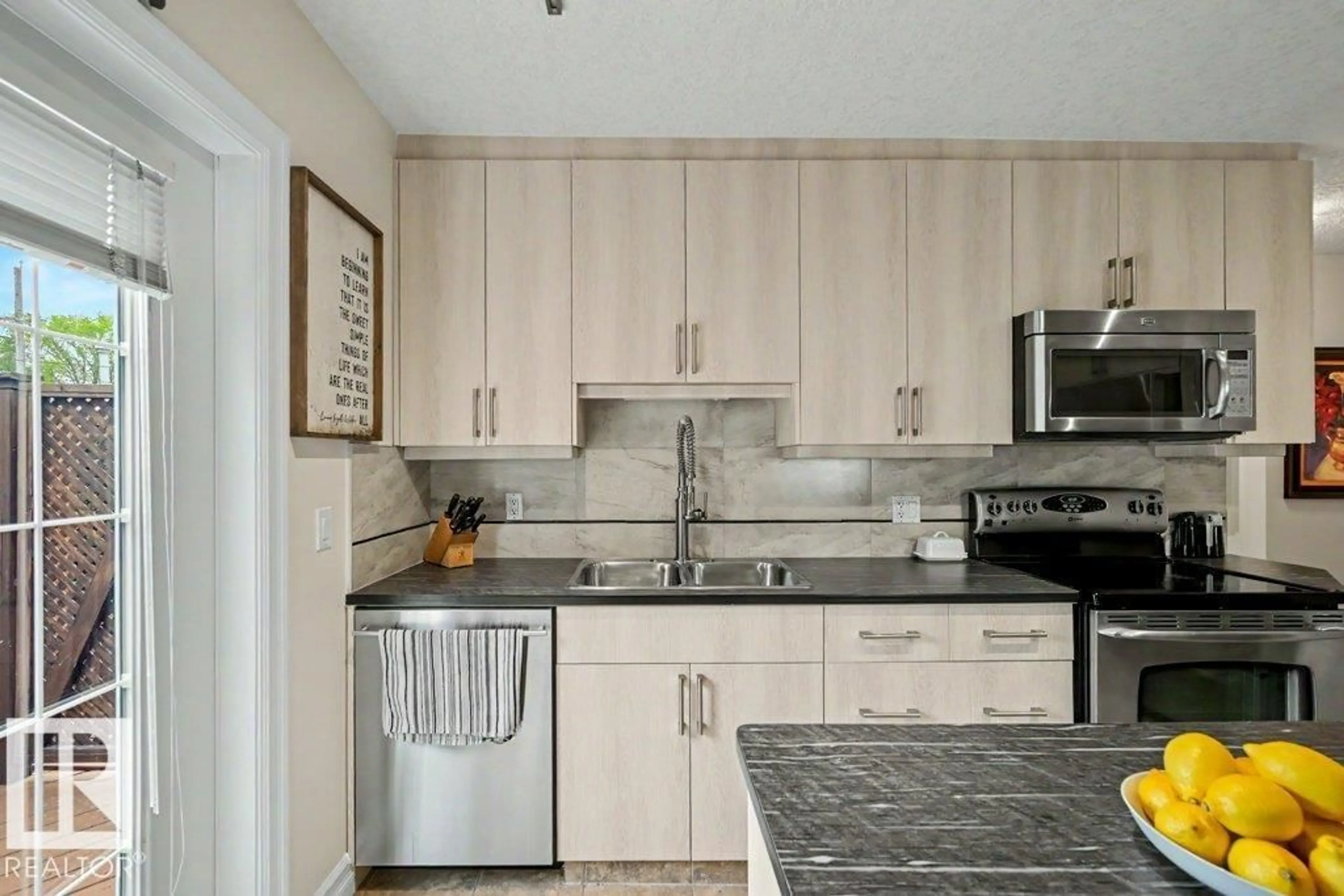 Unknown for NW - 11539 141 ST, Edmonton Alberta T5M1T7