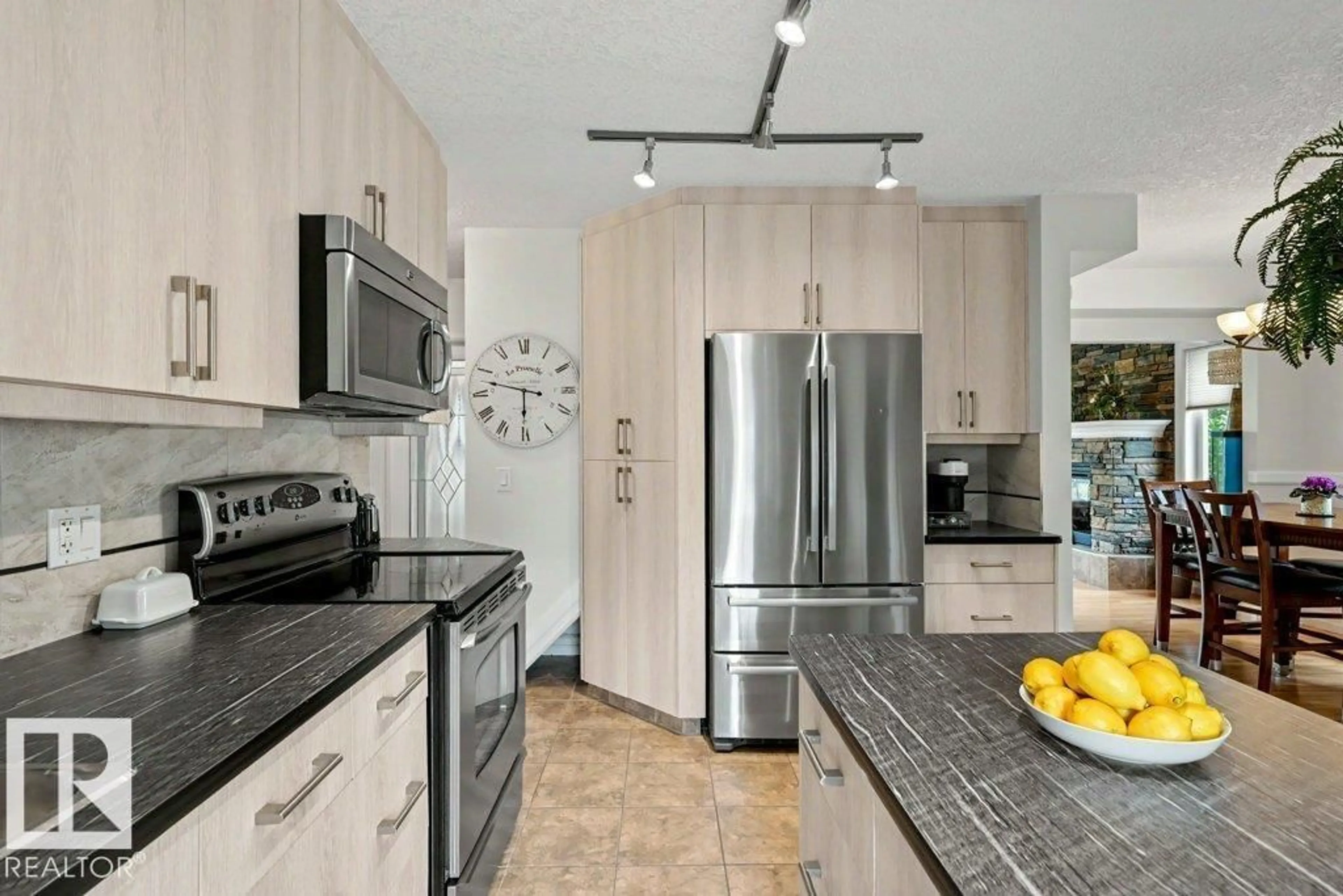 Unknown for NW - 11539 141 ST, Edmonton Alberta T5M1T7