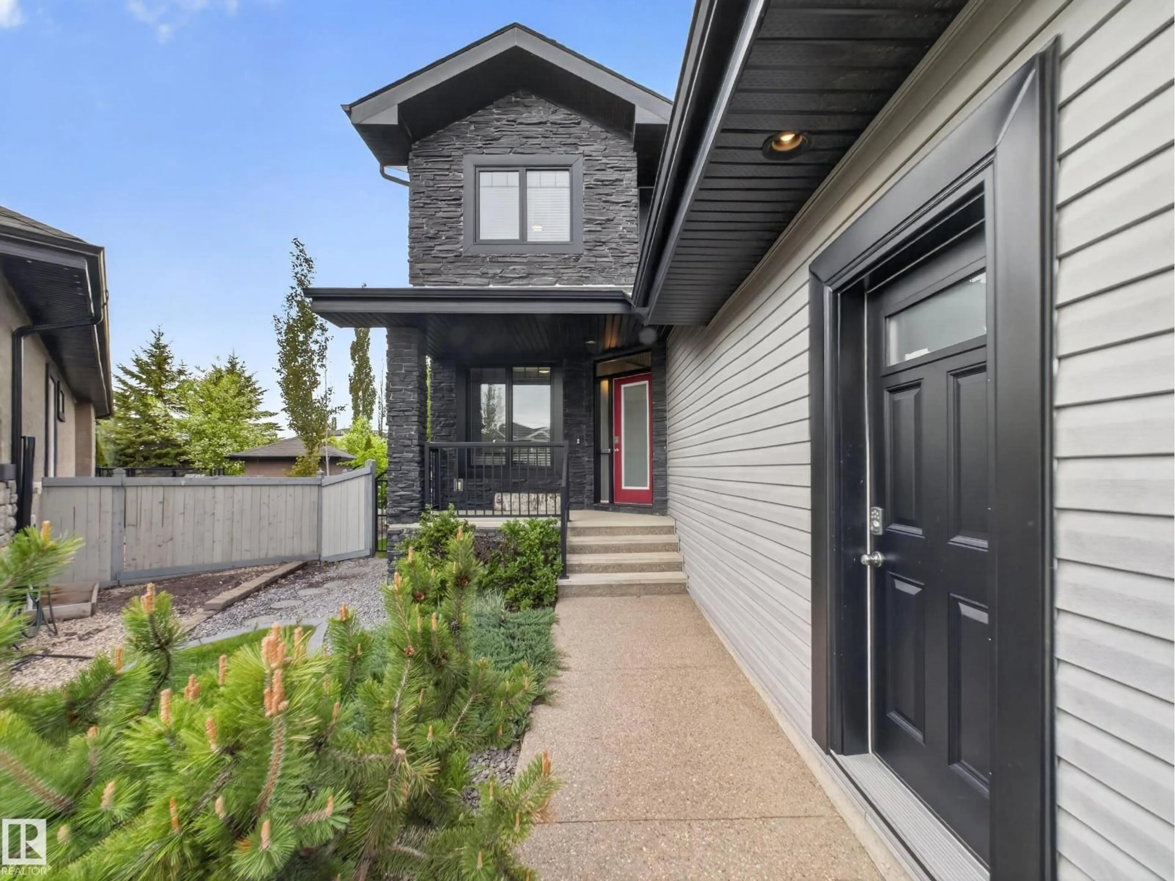 Unknown for 102 LACOMBE DR, St. Albert Alberta T8N3V7