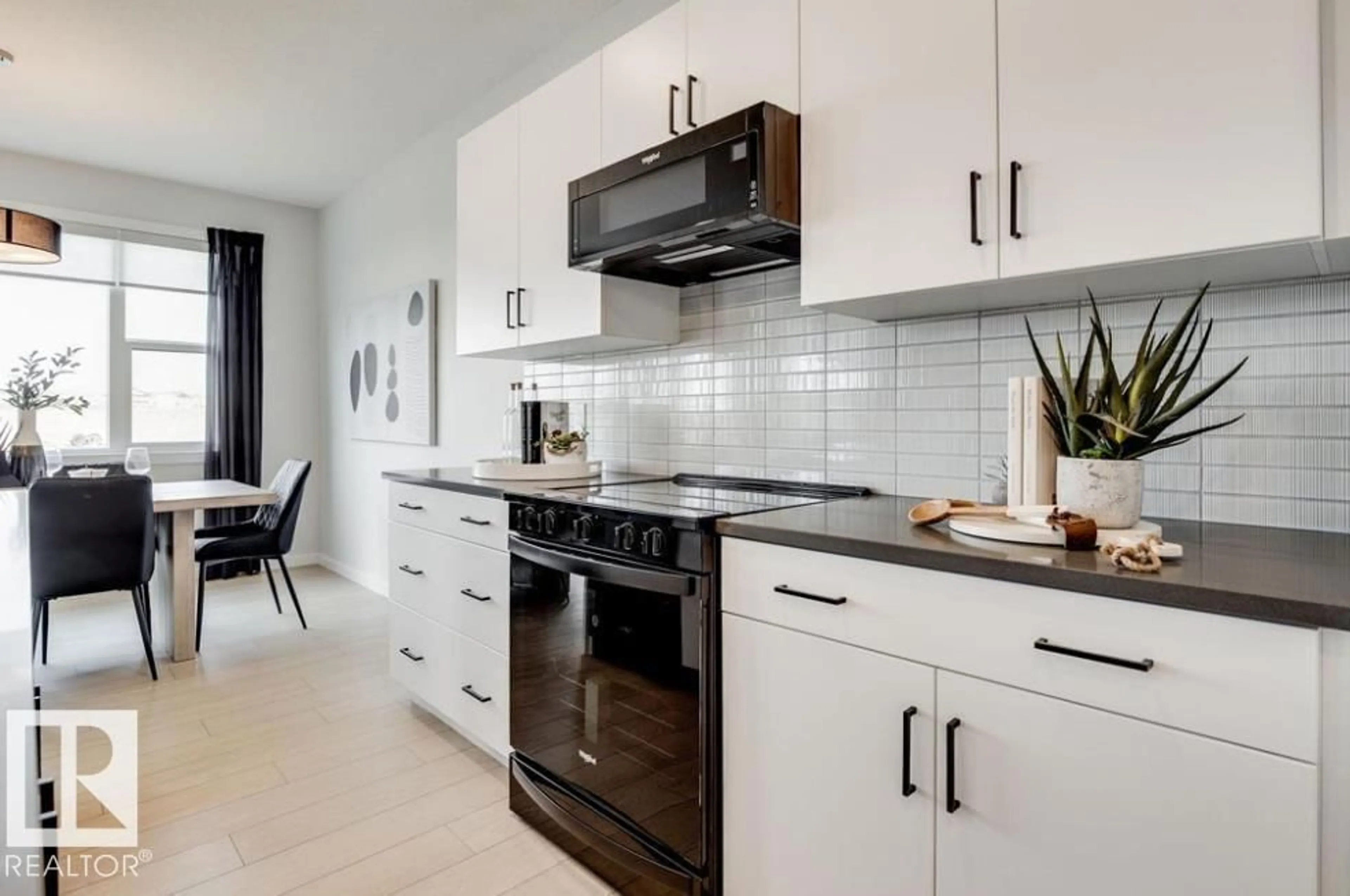 Unknown for 5607 69 STREET, Beaumont Alberta T4X2Z7